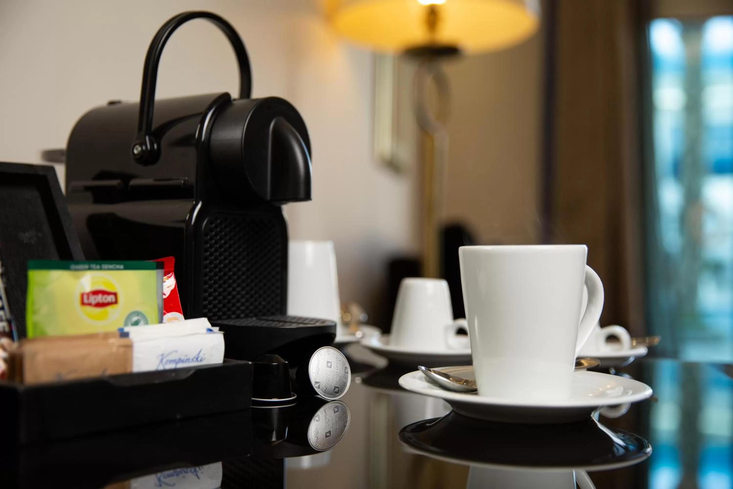 Coffee/tea facilities in Royal Maxim Palace Kempinski Cairo