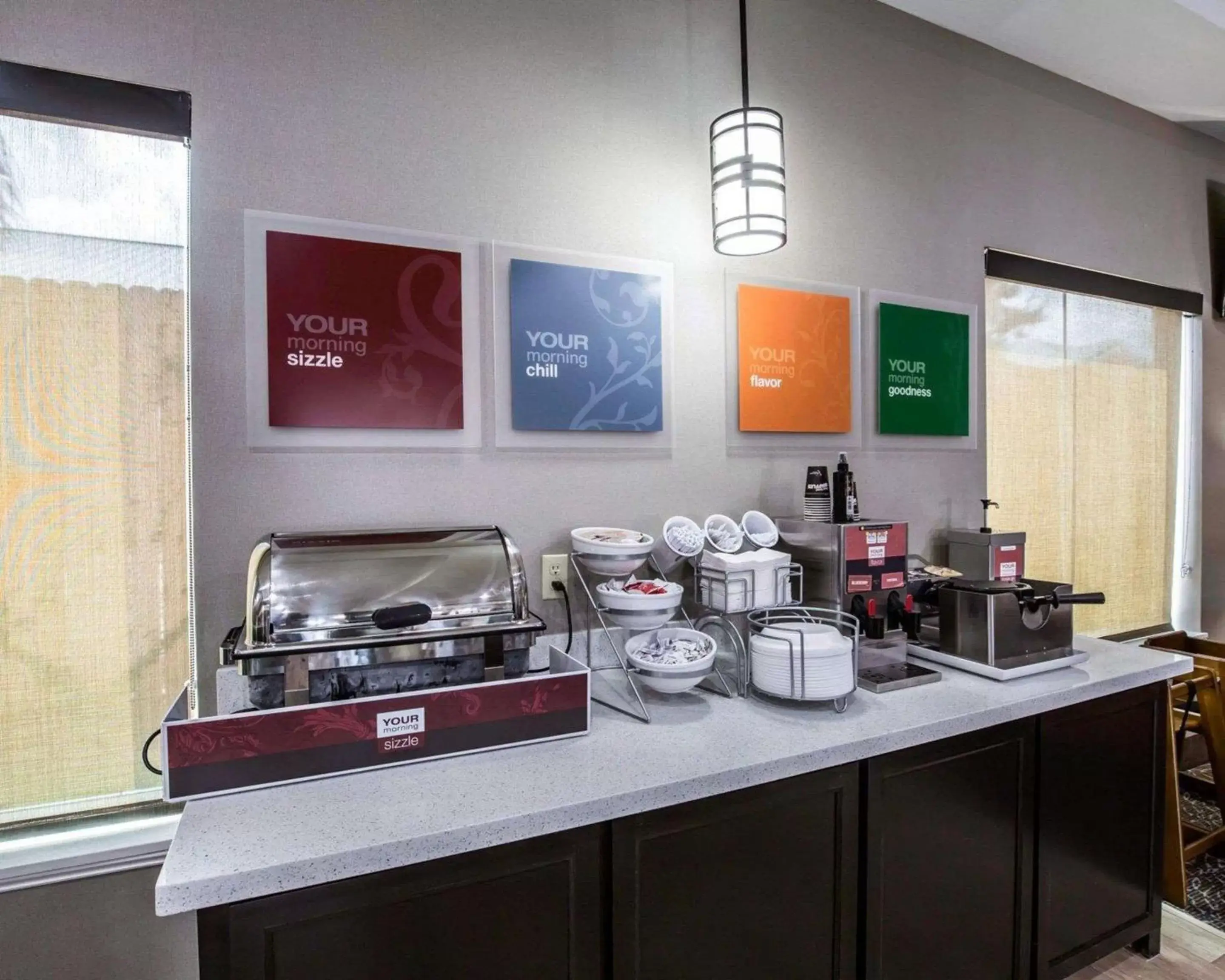 Restaurant/places to eat, Kitchen/Kitchenette in Comfort Suites Houston Northwest Cy-Fair