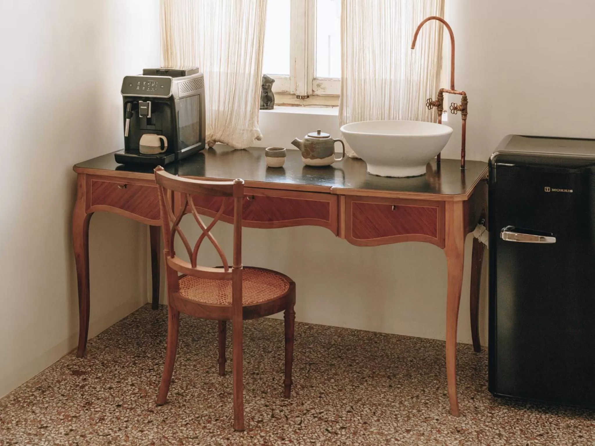 kitchen in Mona Athens