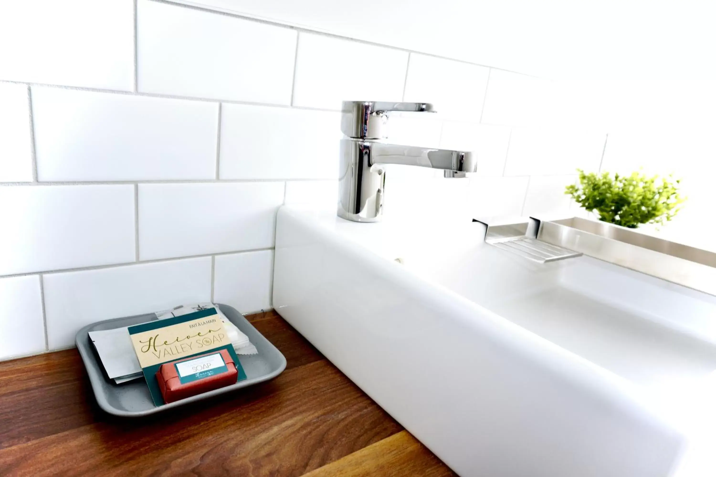 Bathroom in Morel Executive Suites