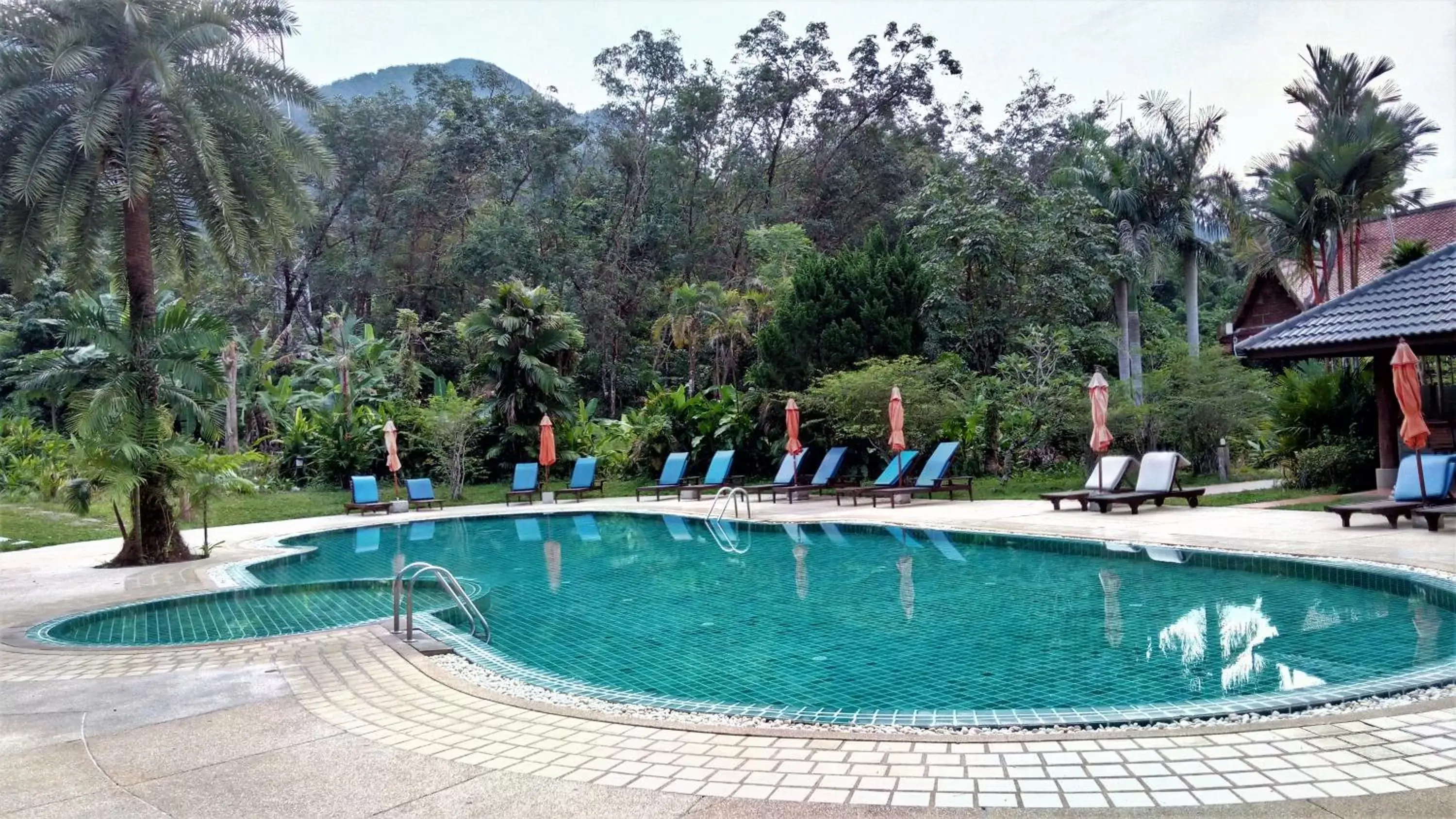 Swimming Pool in Chang Buri Resort & Spa