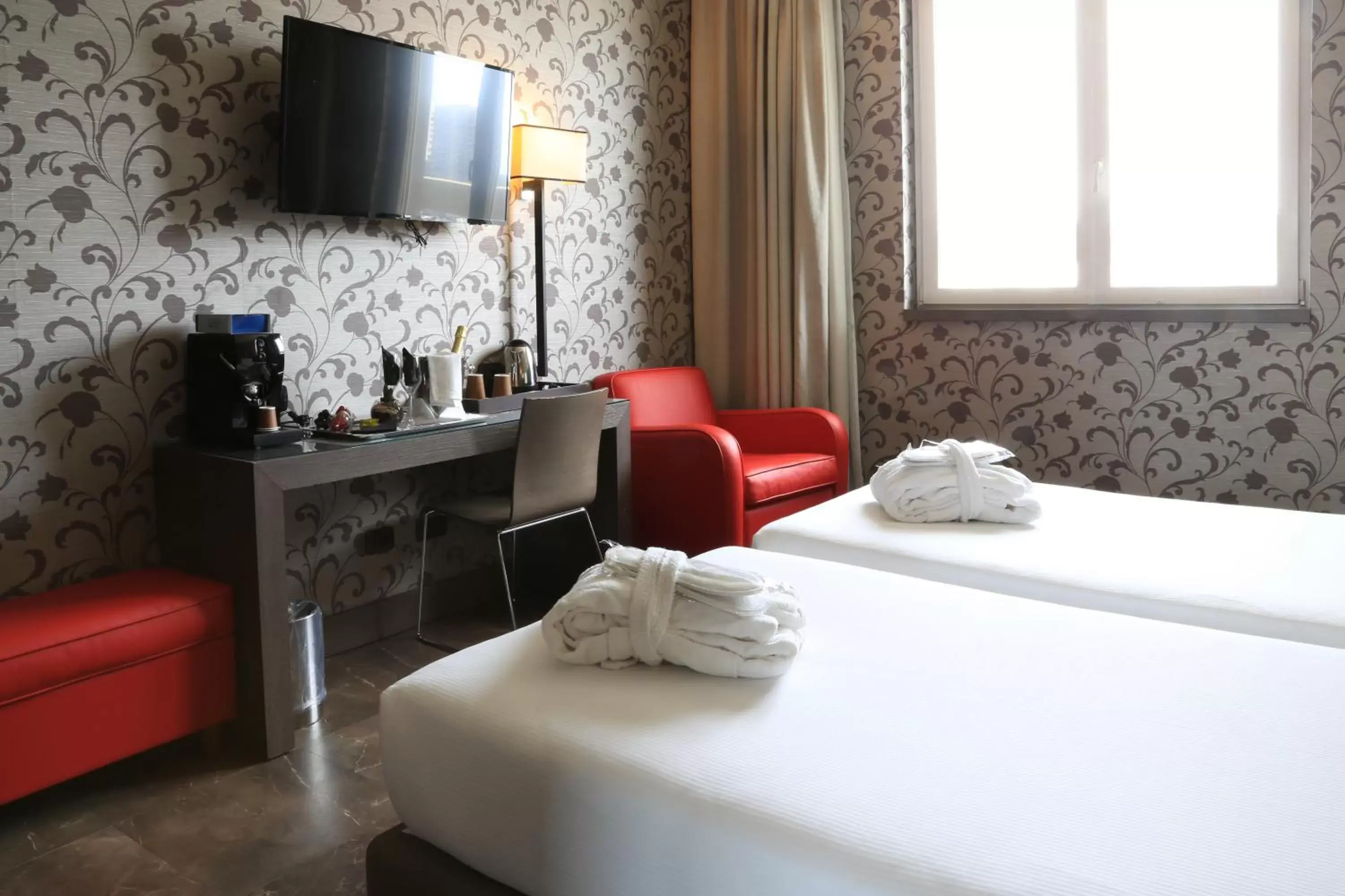 Bedroom, Bed in Klima Hotel Milano Fiere