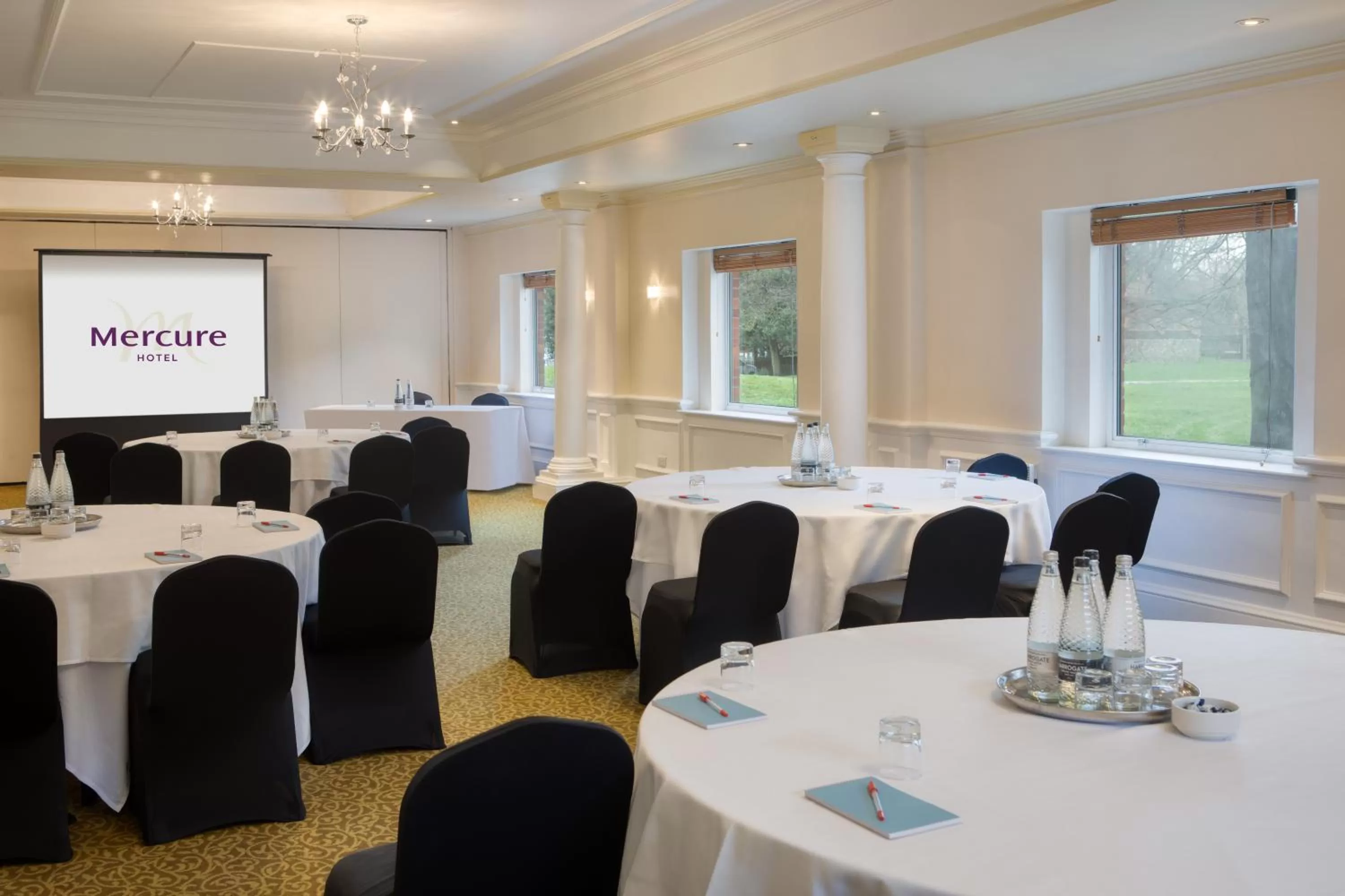 Banquet/Function facilities in Winchester Wessex Hotel by Sunday