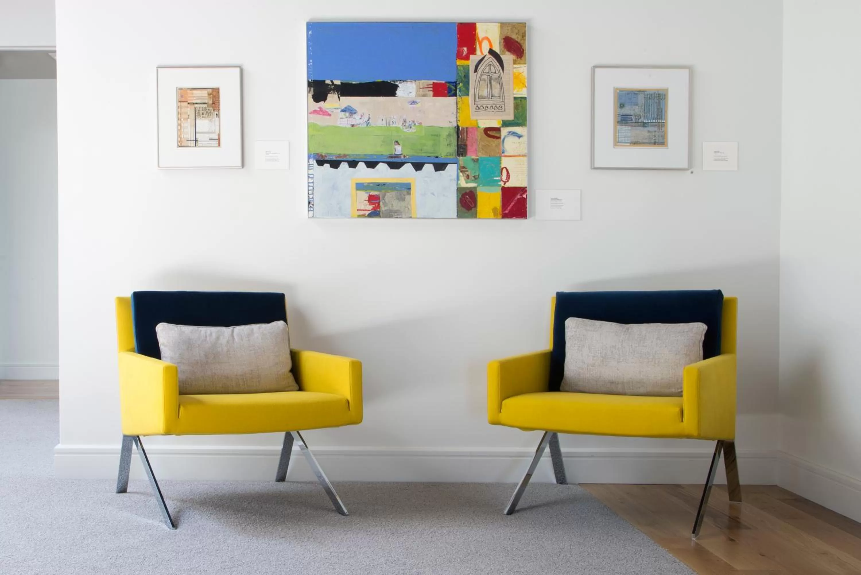 Seating area in 250 Main Hotel