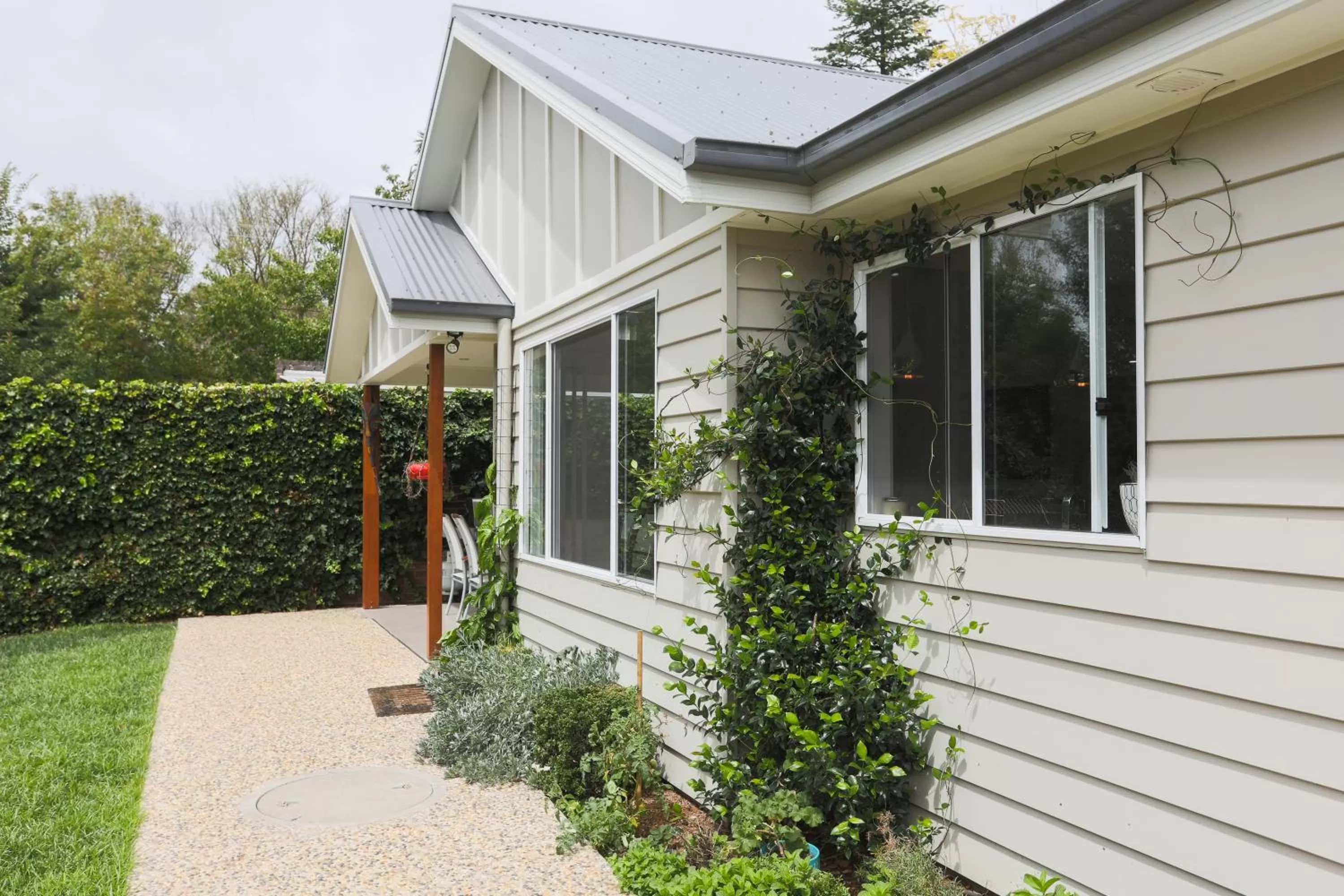 Armidale Cottage on Barney - House 2