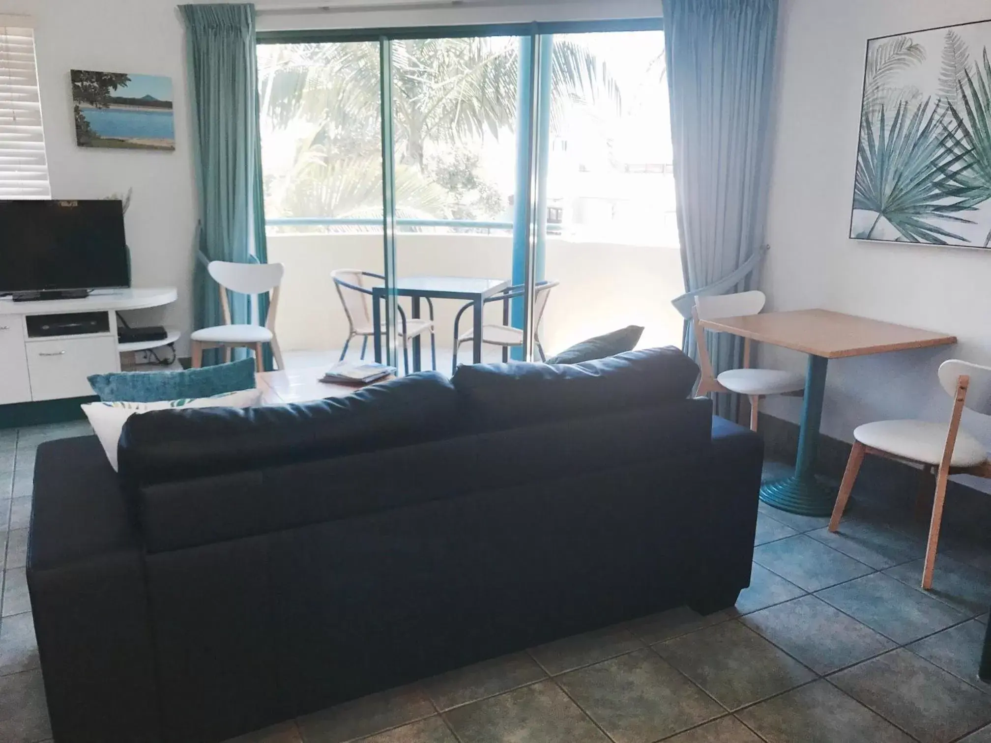 Balcony/Terrace, Seating Area in Noosa River Sandy Shores