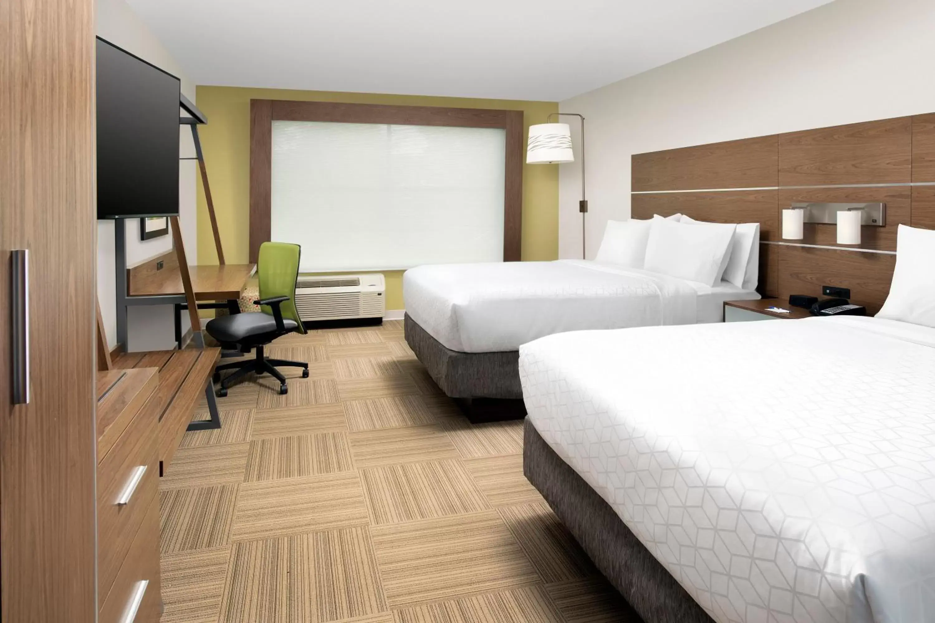 Photo of the whole room in Holiday Inn Express & Suites Kingsland I-95-Naval Base Area, an IHG Hotel