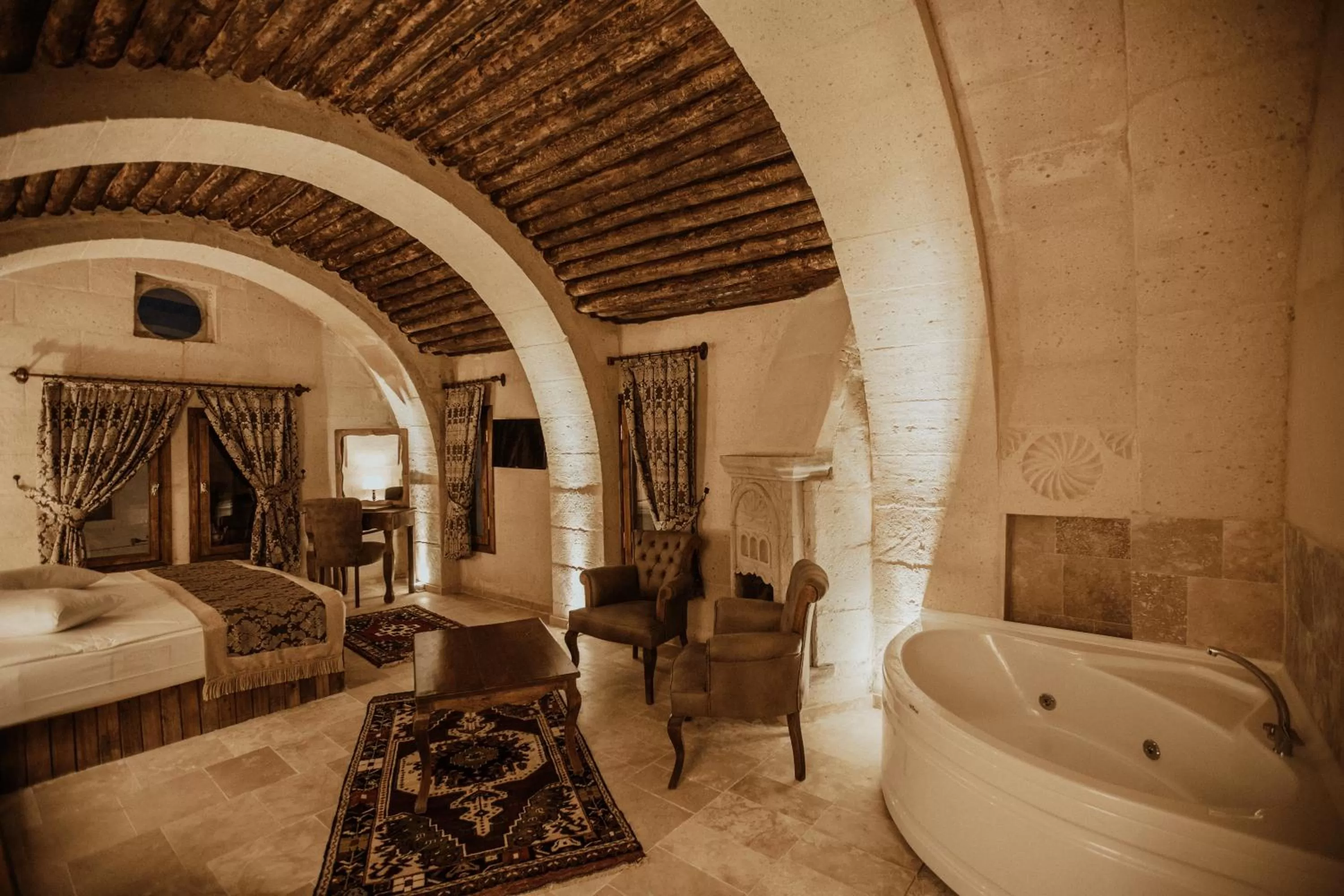 Bed in Kismet Cave Mansion