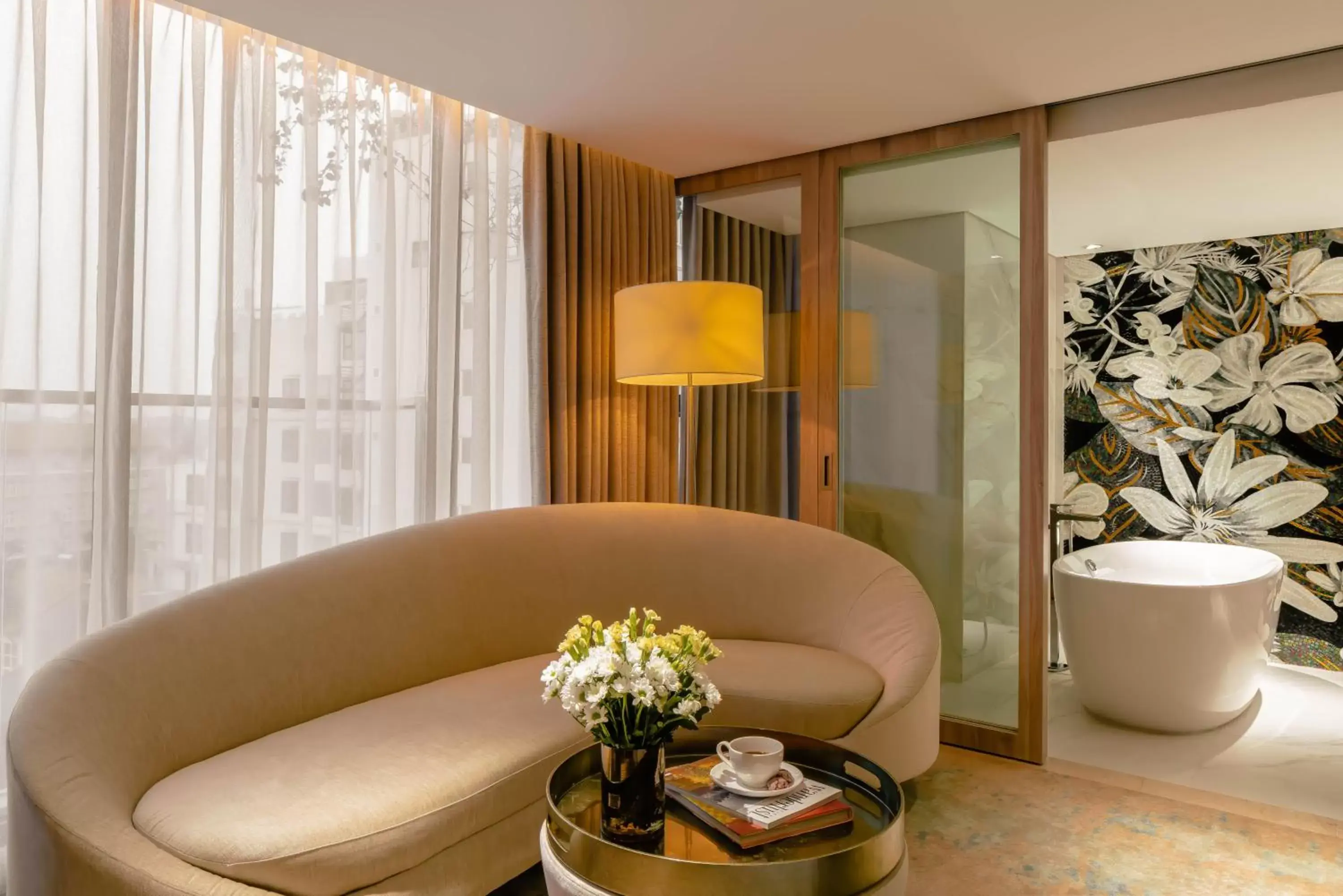 Shower, Seating Area in Hanoi Le Jardin Hotel & Spa