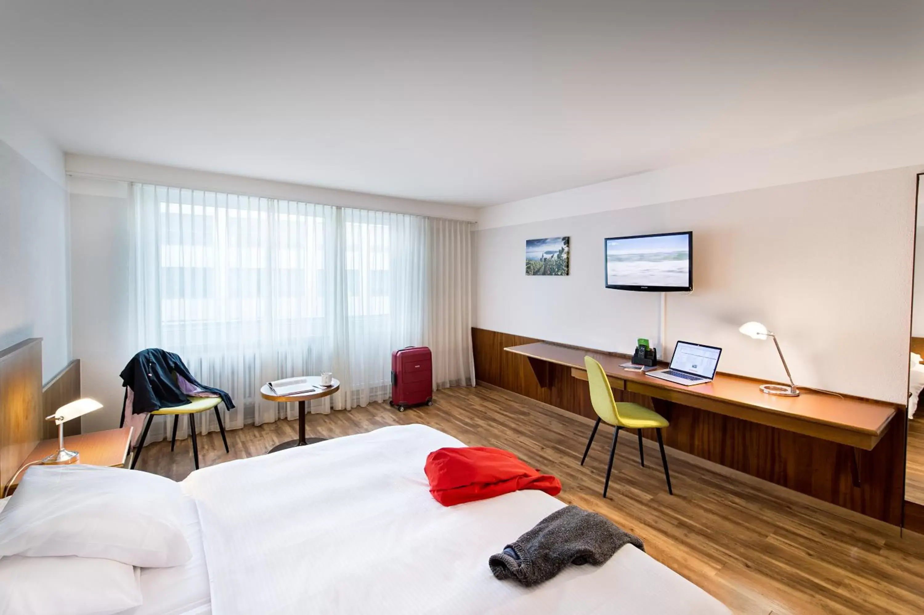 Bedroom in City Hotel Biel Bienne Free Parking