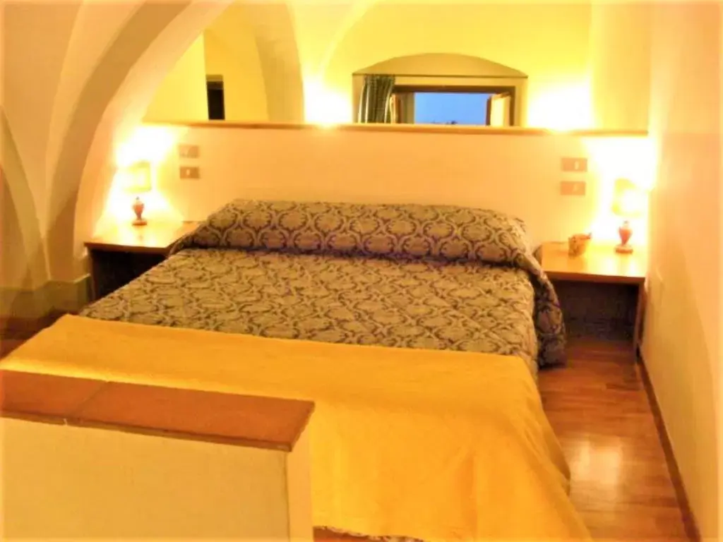 Bedroom, Bed in Hotel Residence La Contessina