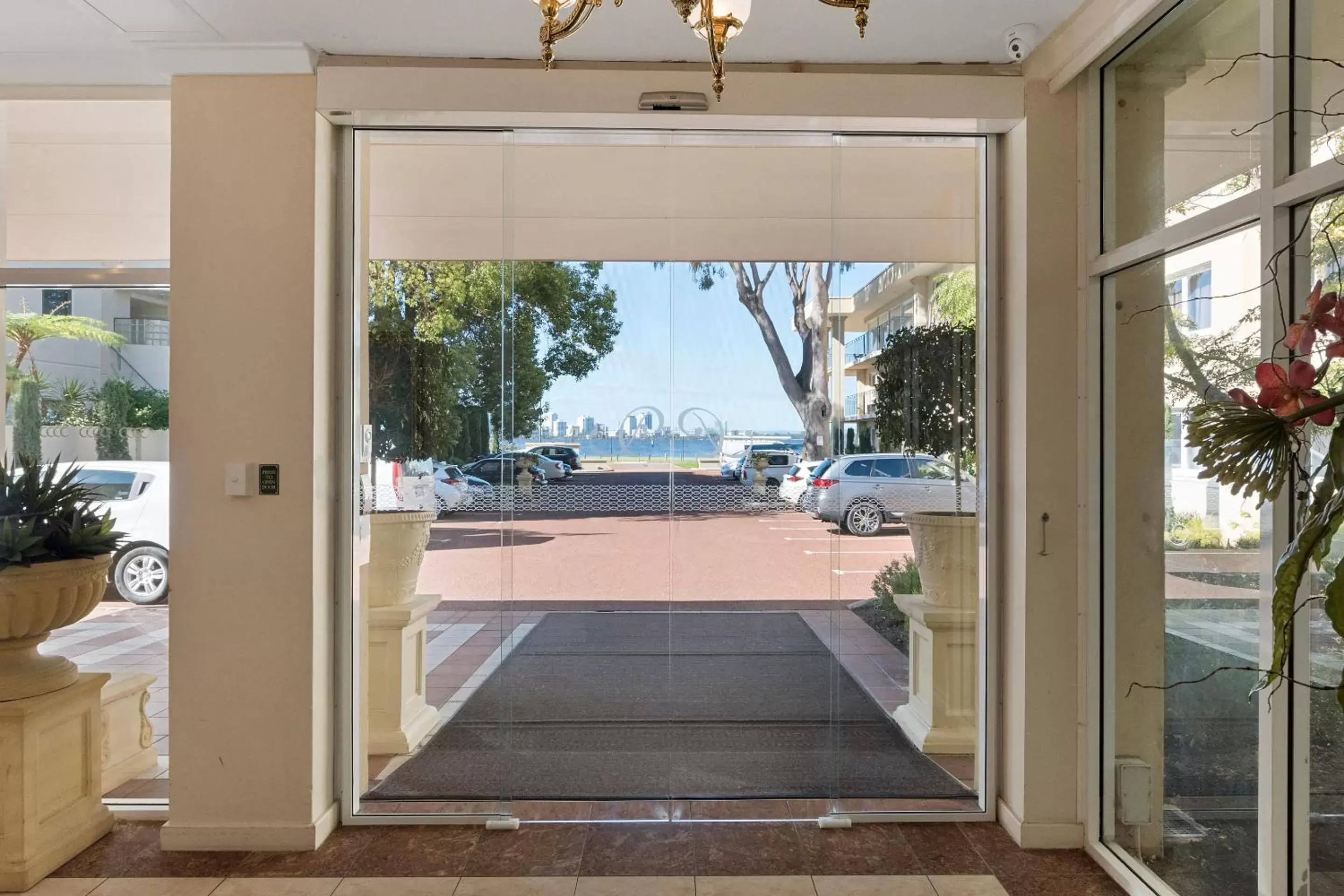 Facade/entrance in The Peninsula Riverside Serviced Apartments