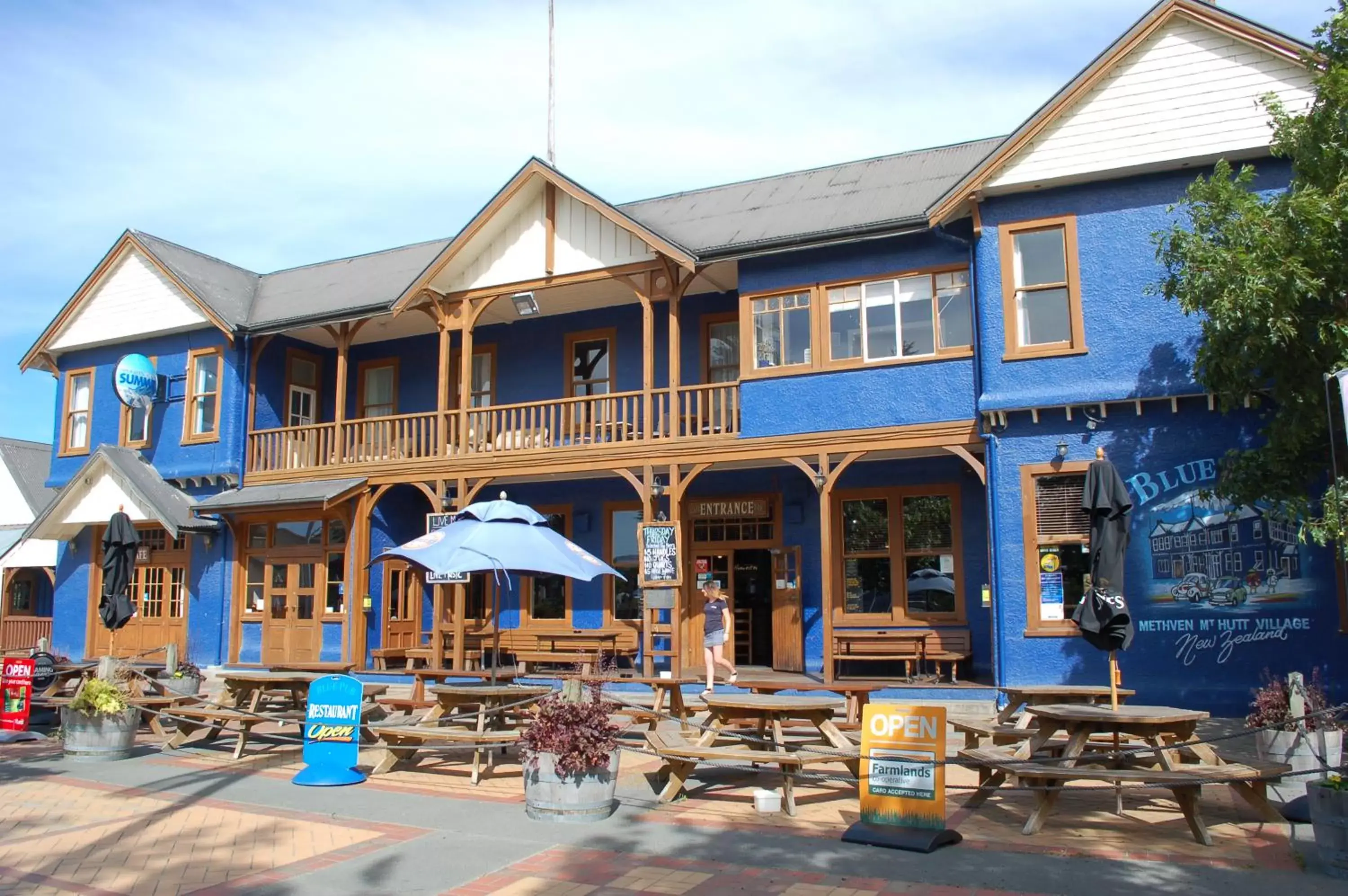 Facade/entrance, Property Building in The Blue Pub