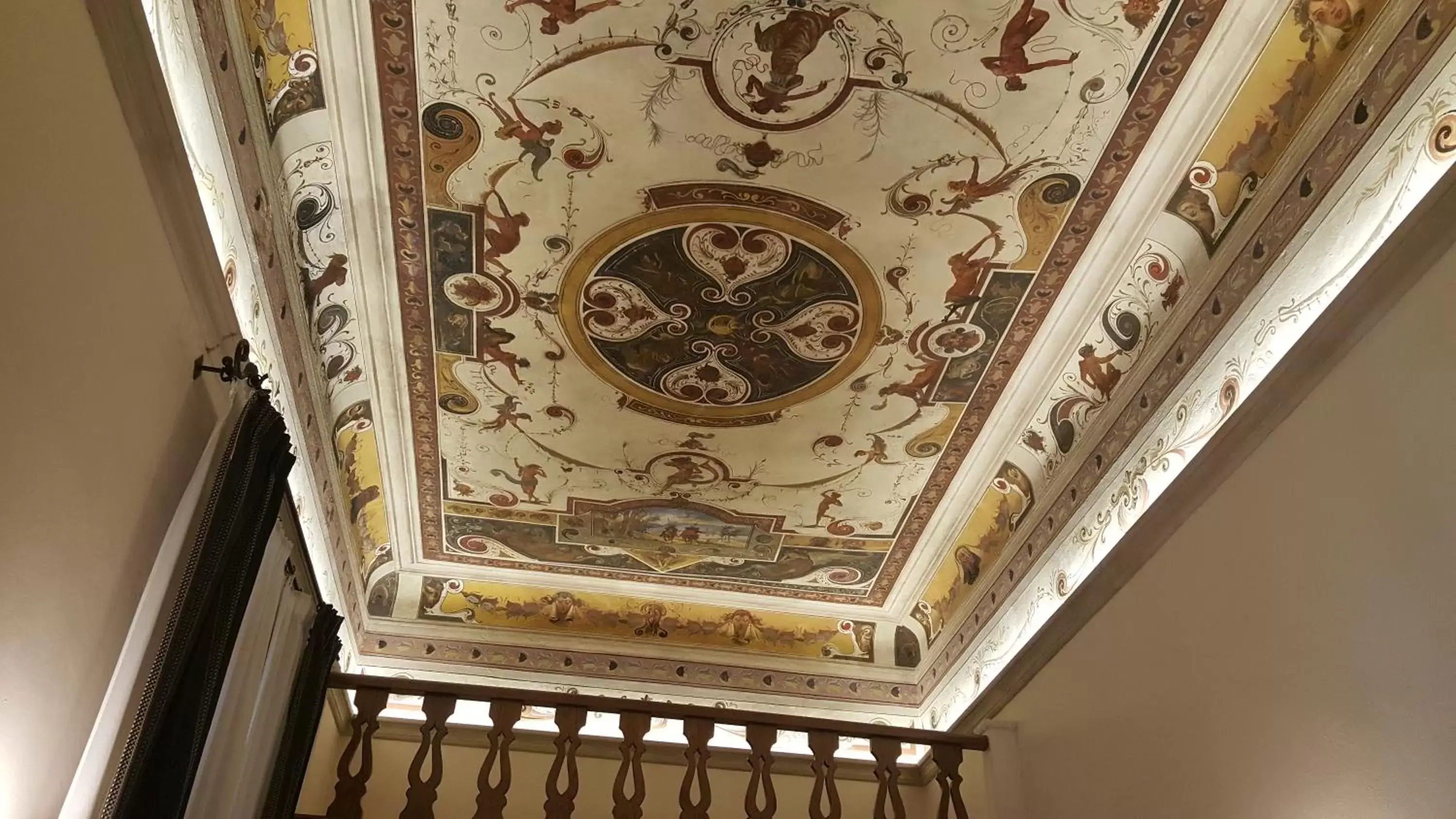 Decorative detail in Residence La Repubblica