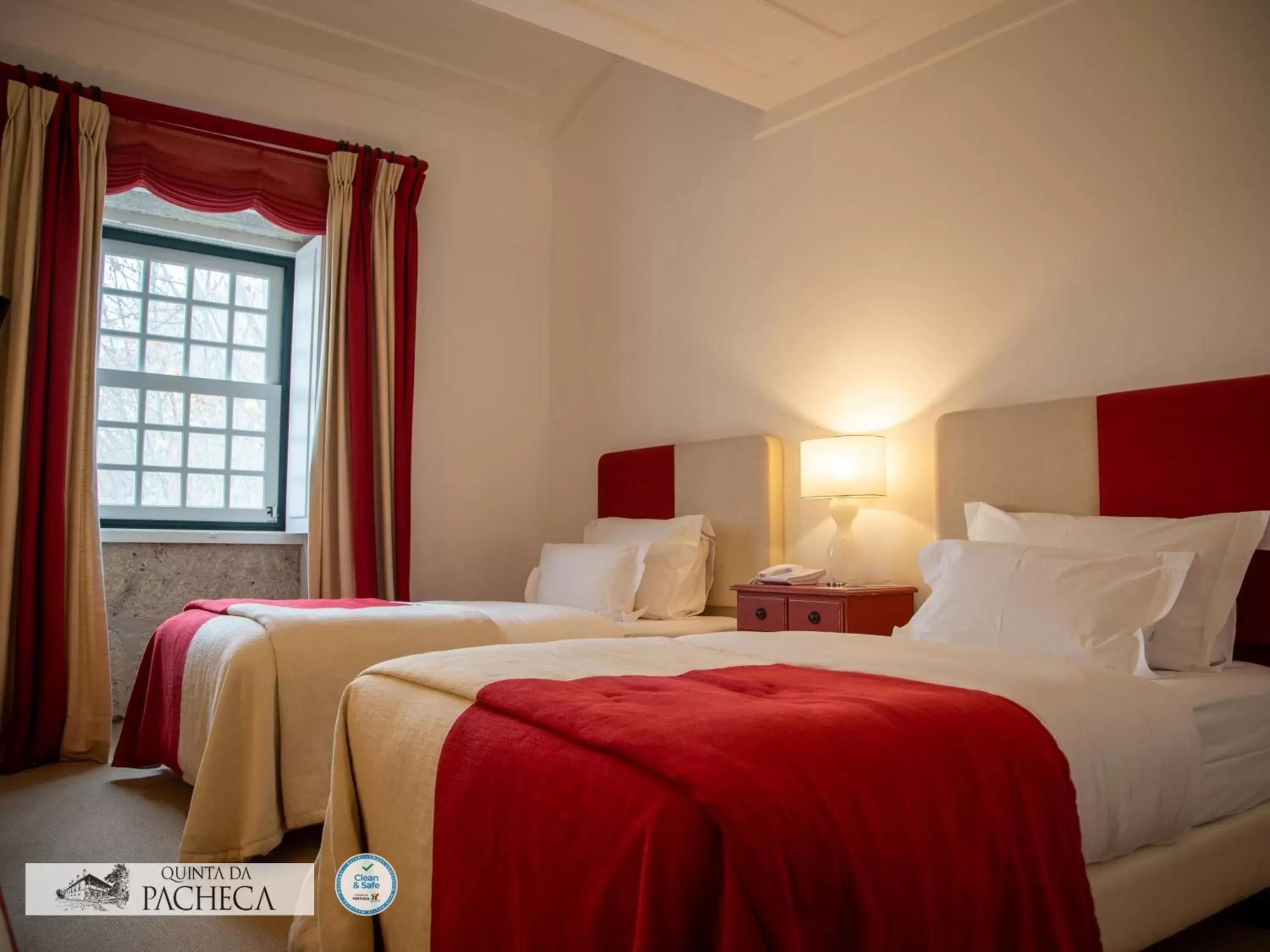 Bed in The Wine House Hotel - Quinta da Pacheca