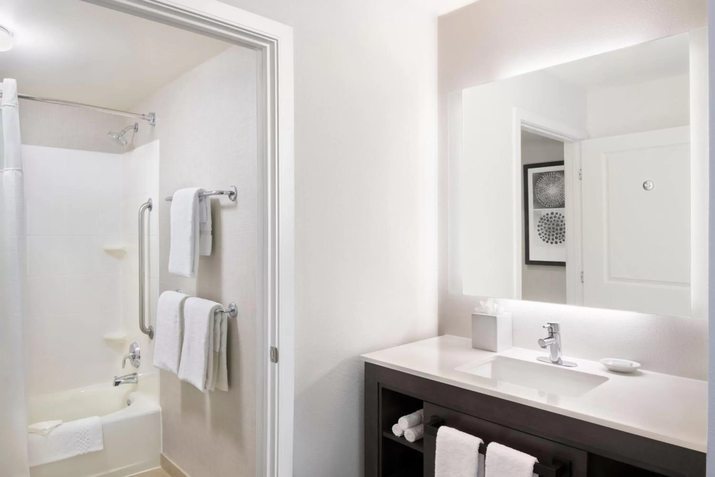 Bathroom in Residence Inn by Marriott Sacramento Downtown at Capitol Park