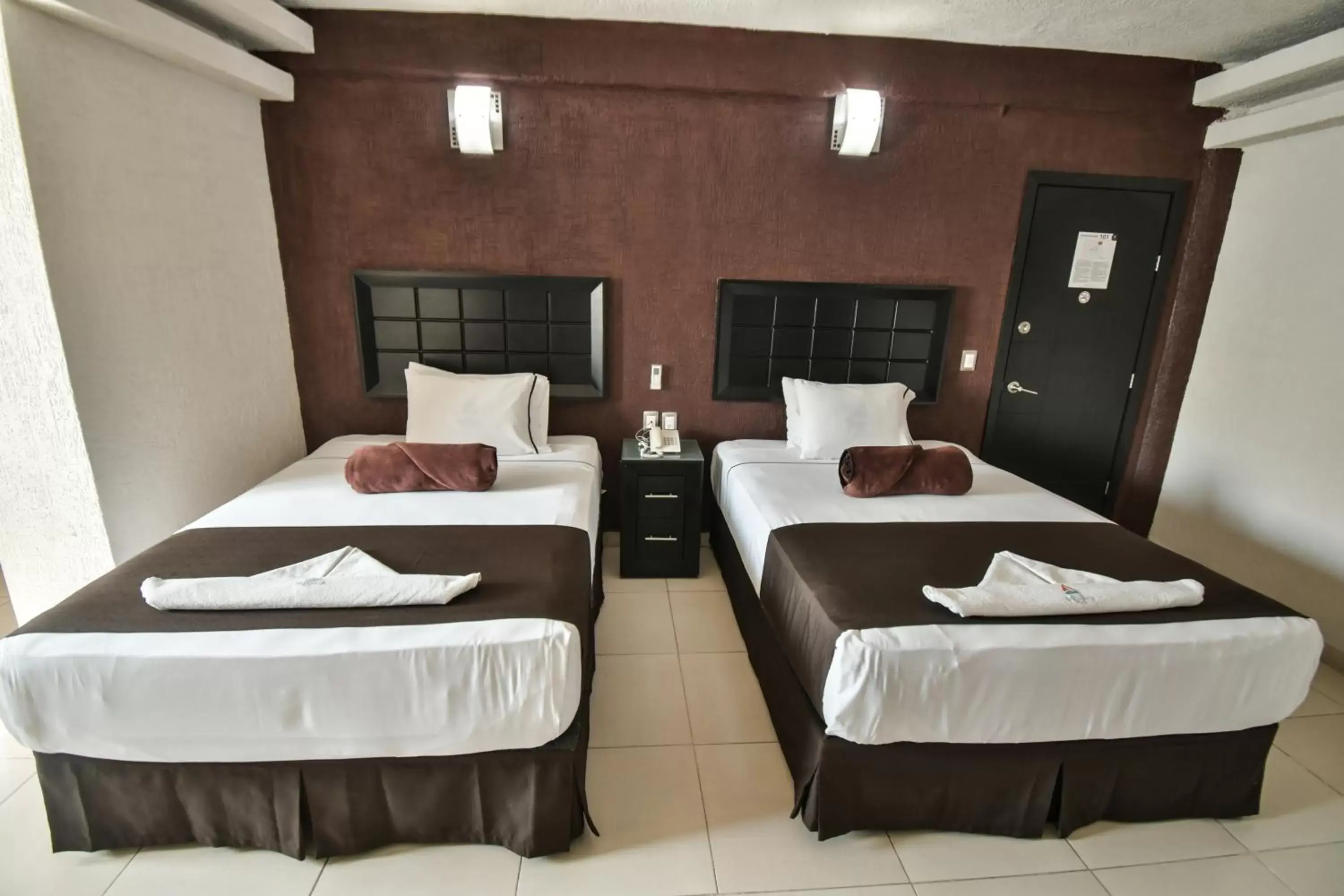 Bed in Hotel Portonovo Plaza Centro
