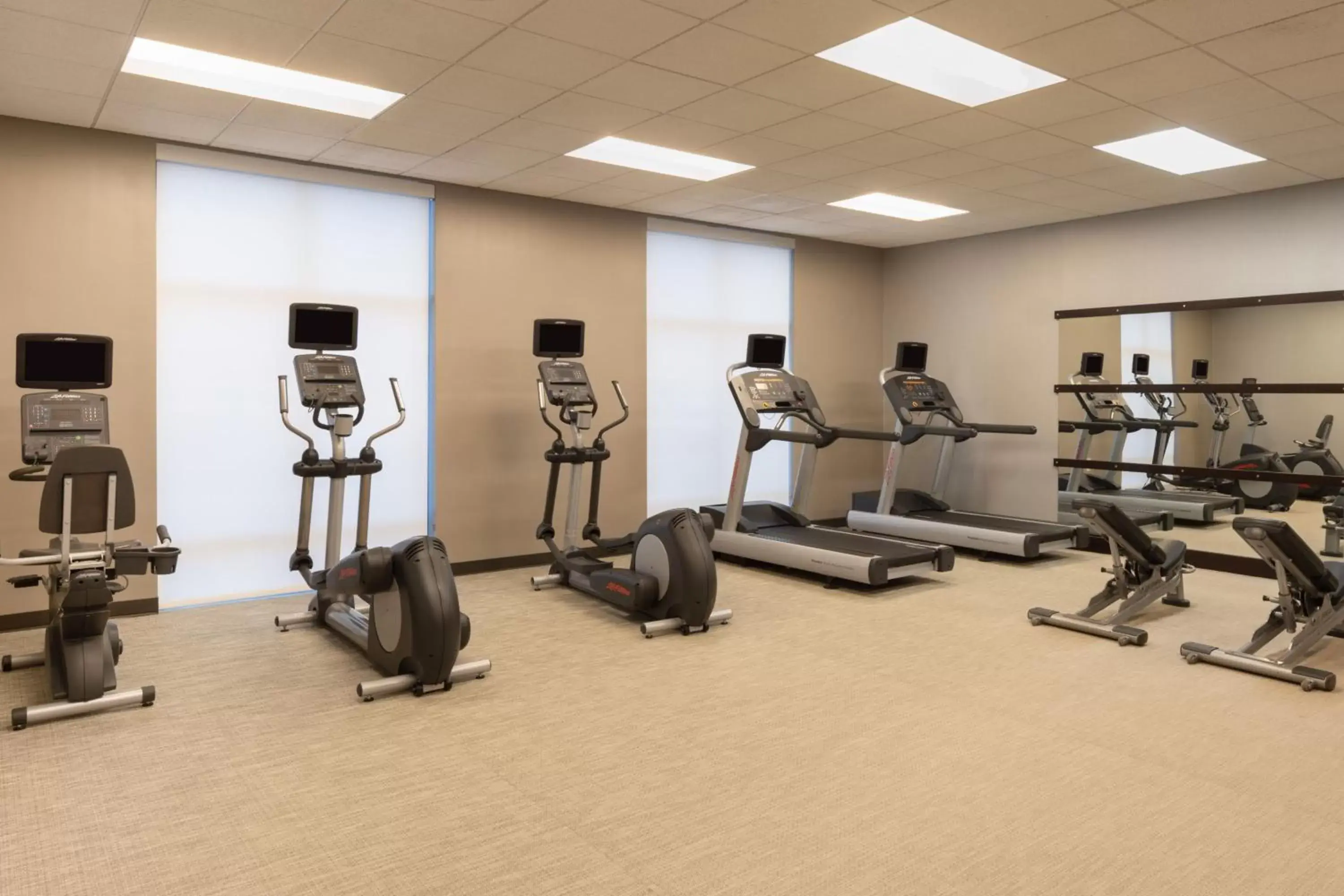 Fitness centre/facilities, Fitness Center/Facilities in Courtyard by Marriott Glassboro Rowan University
