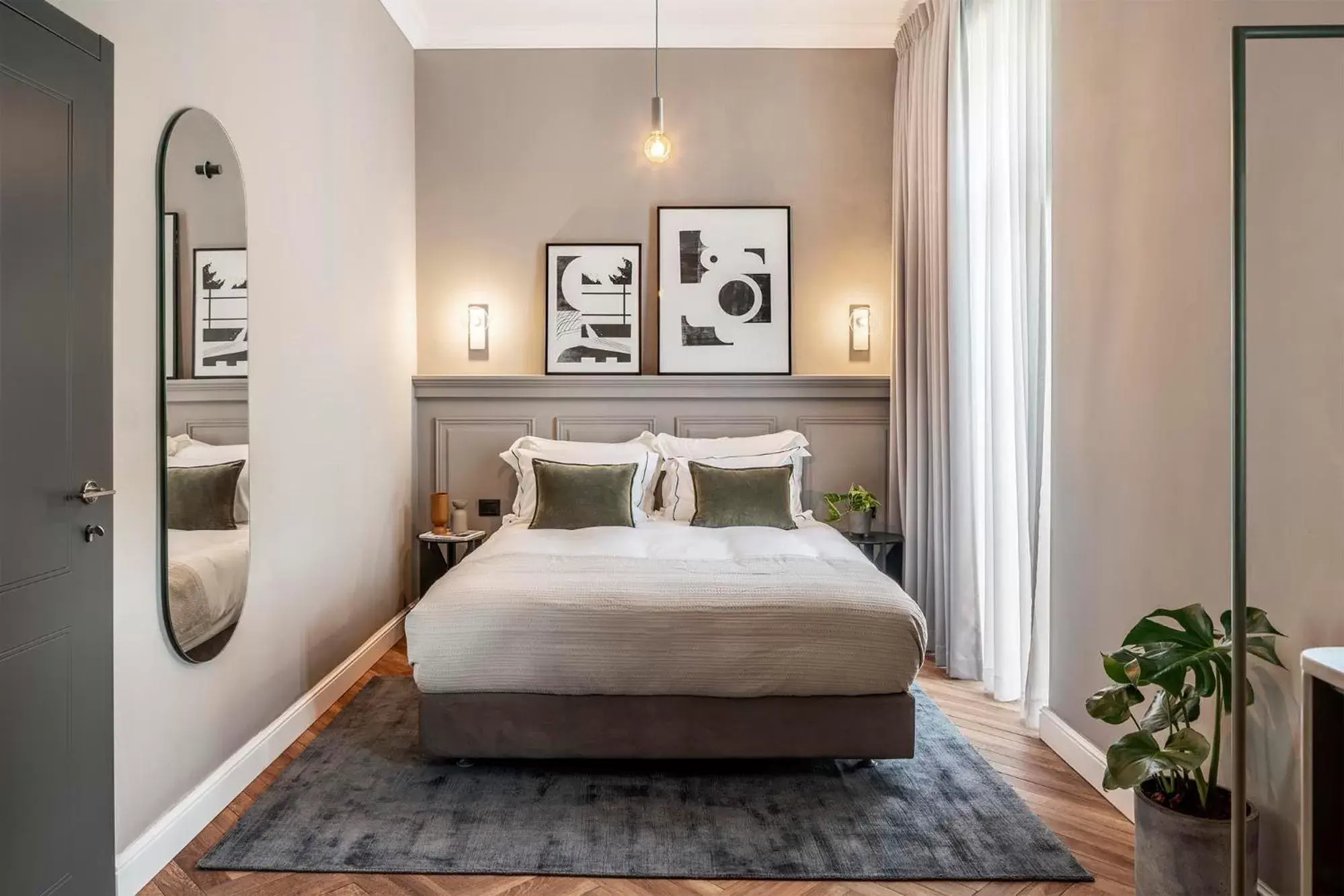 Queen Room with Balcony in Hotel Noel - A Boutique Experience by Albi Collection Queen Room with Balcony in Hotel Noel - A Boutique Experience by Albi Collection