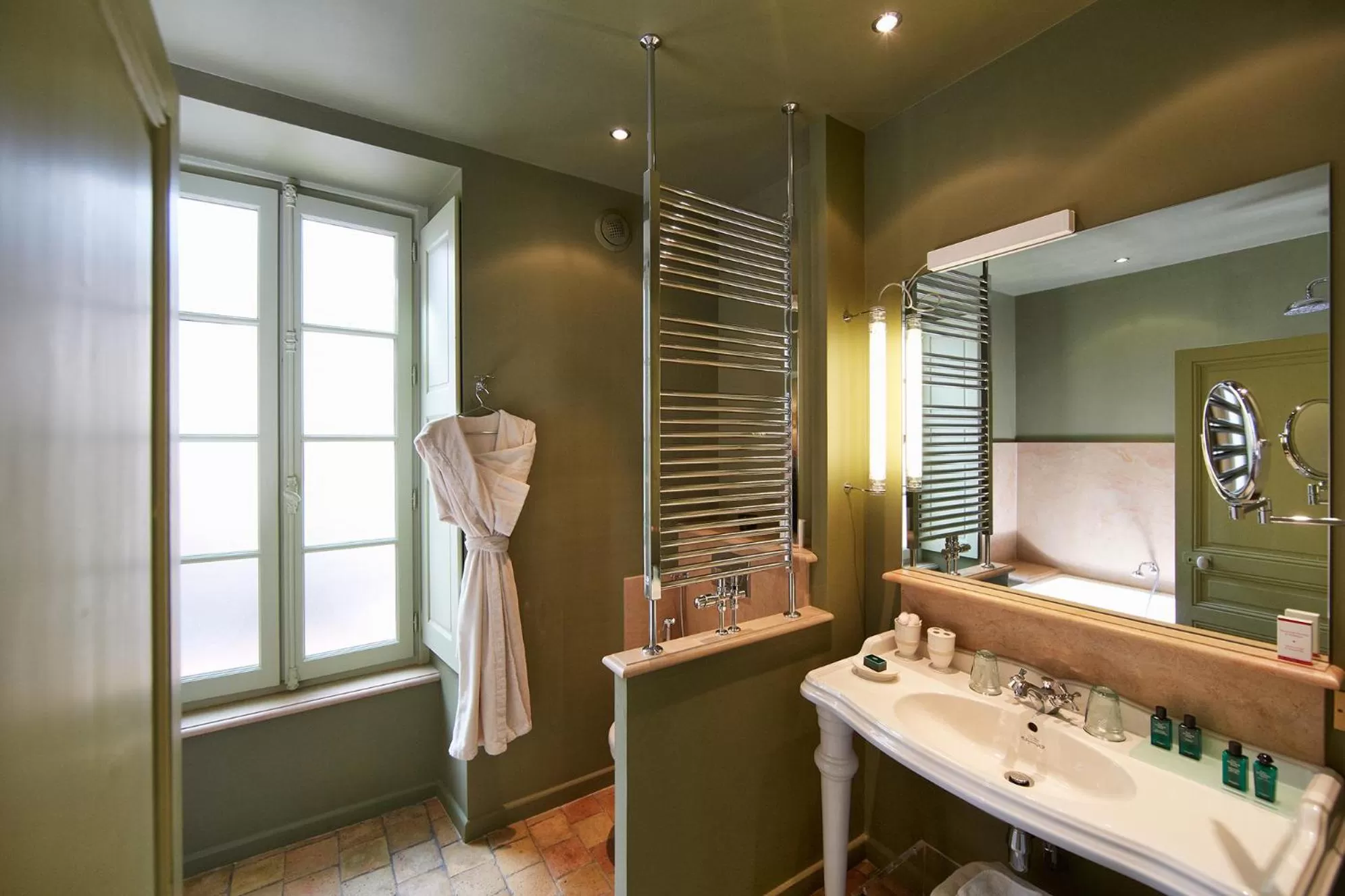 Bathroom in Le Clos Sainte-Marguerite
