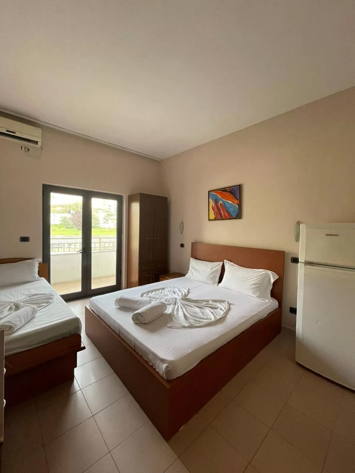 Photo of the whole room, Bed in Seashell Beach Rooms