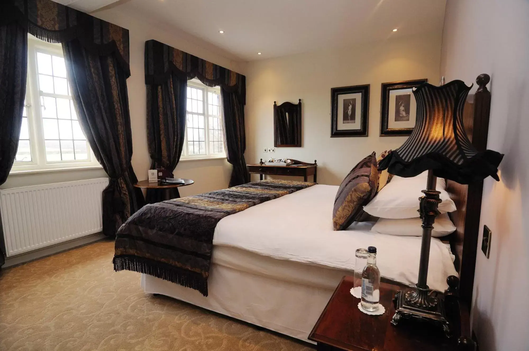 Bed in Ye Olde Bell Hotel & Spa