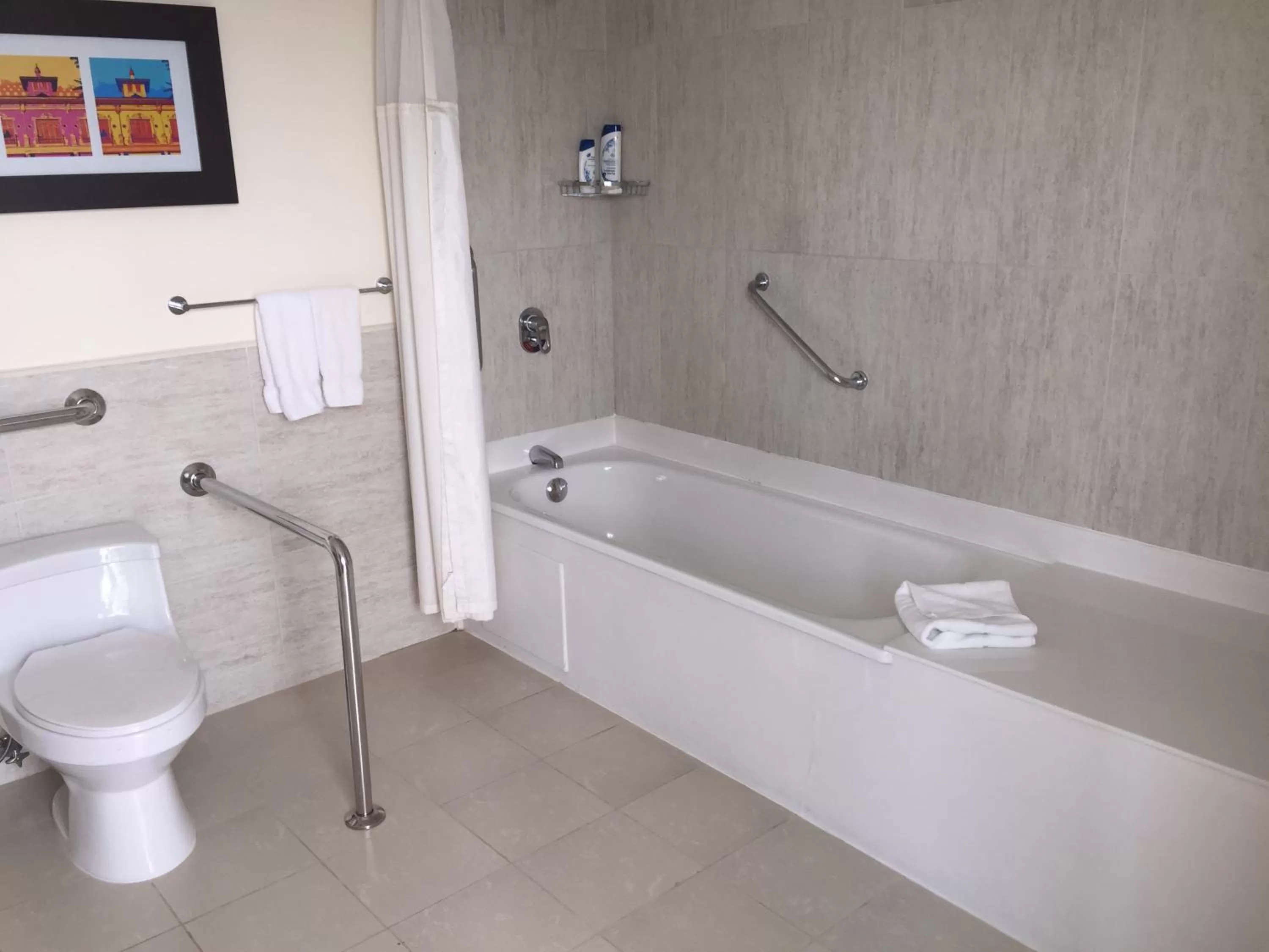 Courtyard by Marriott Guayaquil