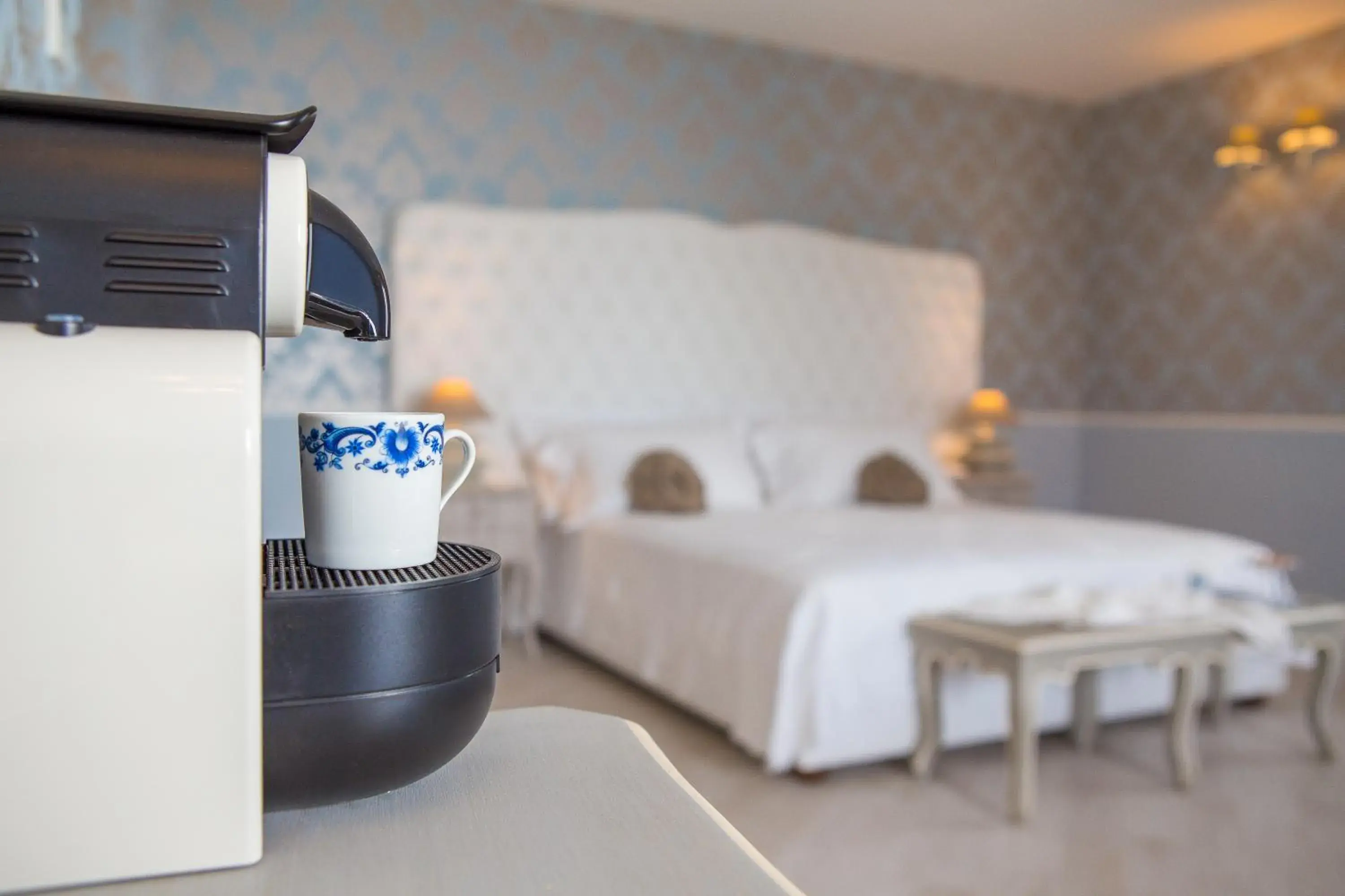 Coffee/tea facilities, Bed in Marina Holiday & Spa