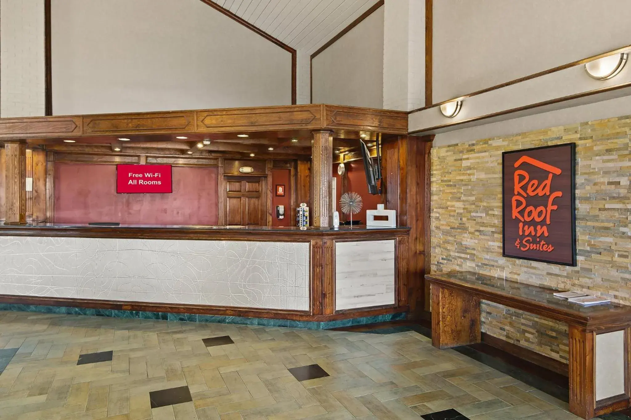 Lobby or reception, Lobby/Reception in Red Roof Inn & Suites Irving - DFW Airport South