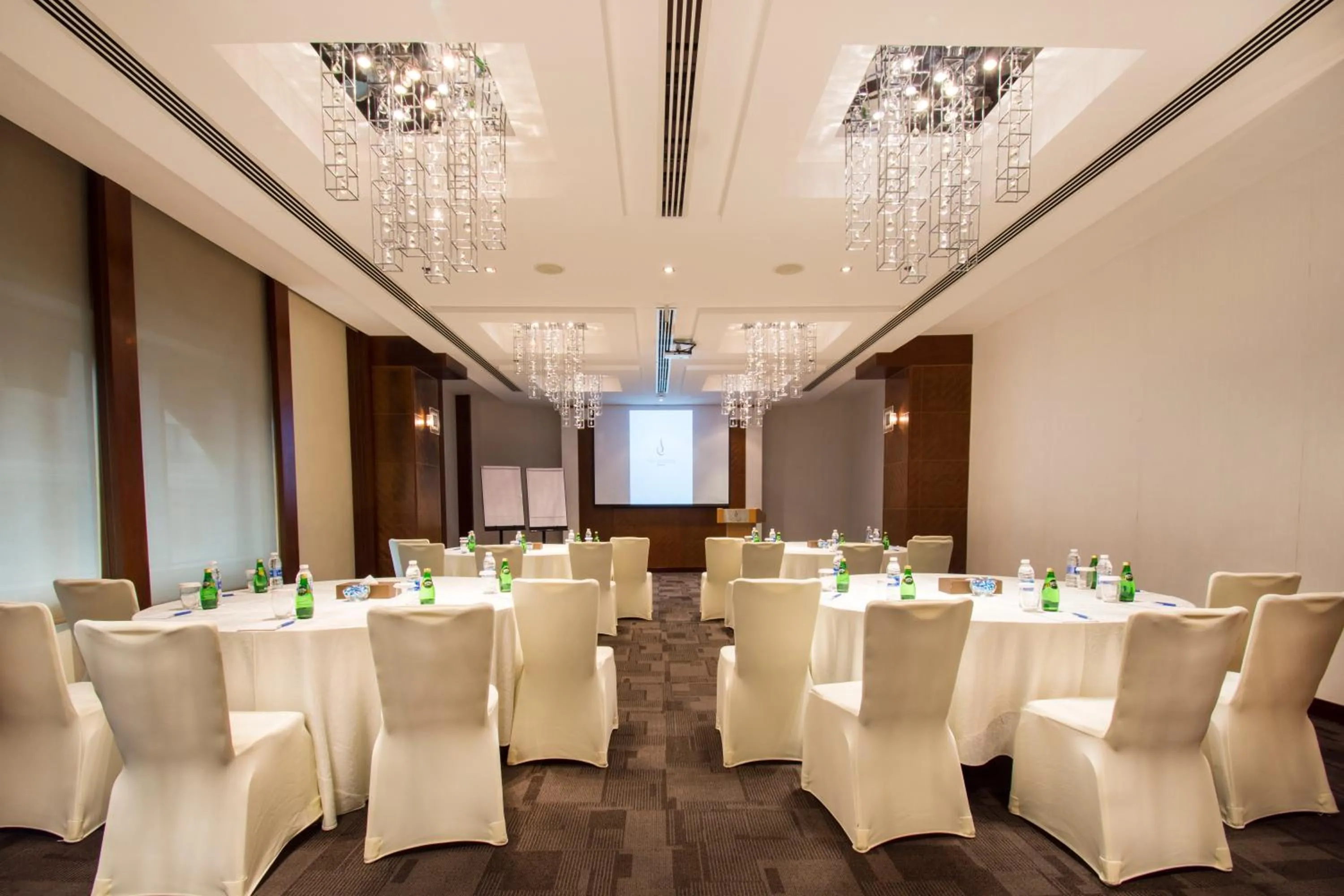 Business facilities in City Seasons Hotel & Suites Muscat