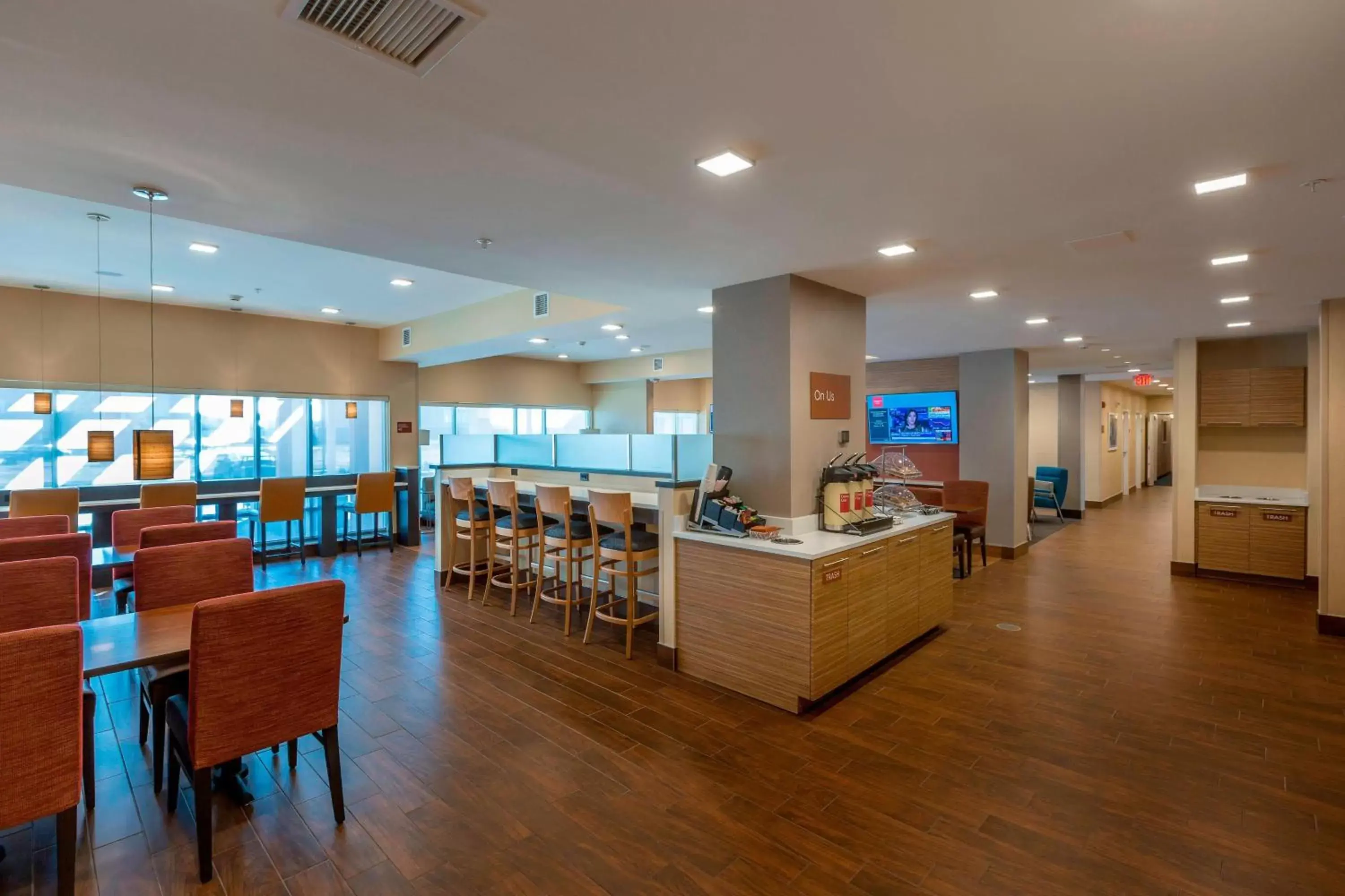 Breakfast, Restaurant/Places to Eat in TownePlace Suites by Marriott Hopkinsville