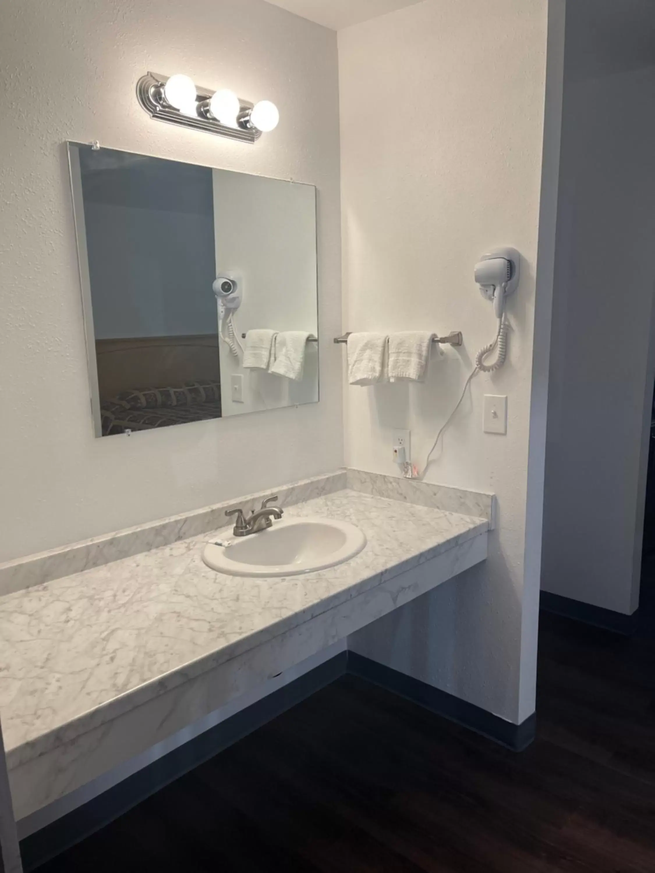 furniture, Bathroom in Western Inn Lakewood