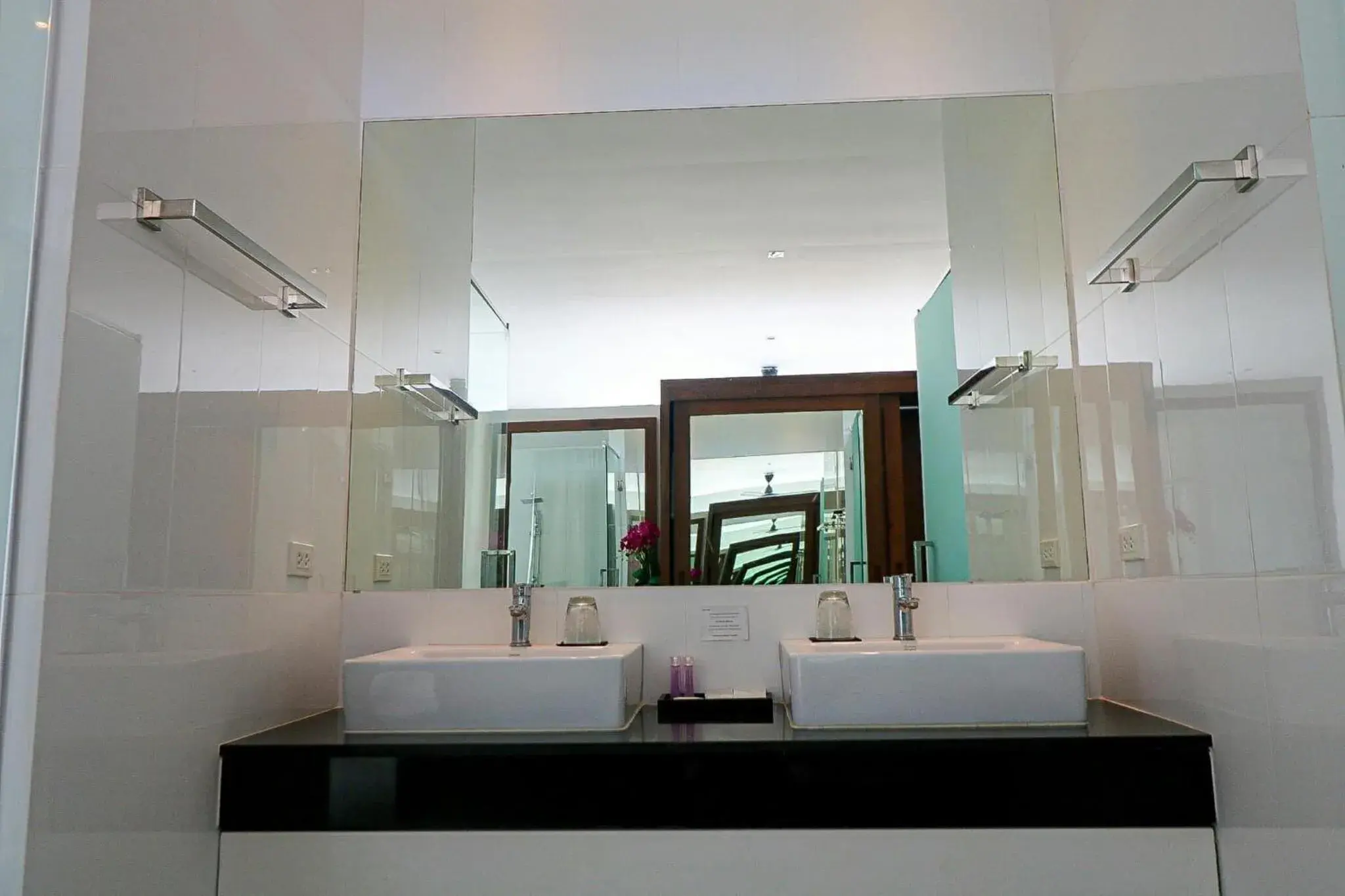 Bathroom in Samui Blue Orchid - Adult Only