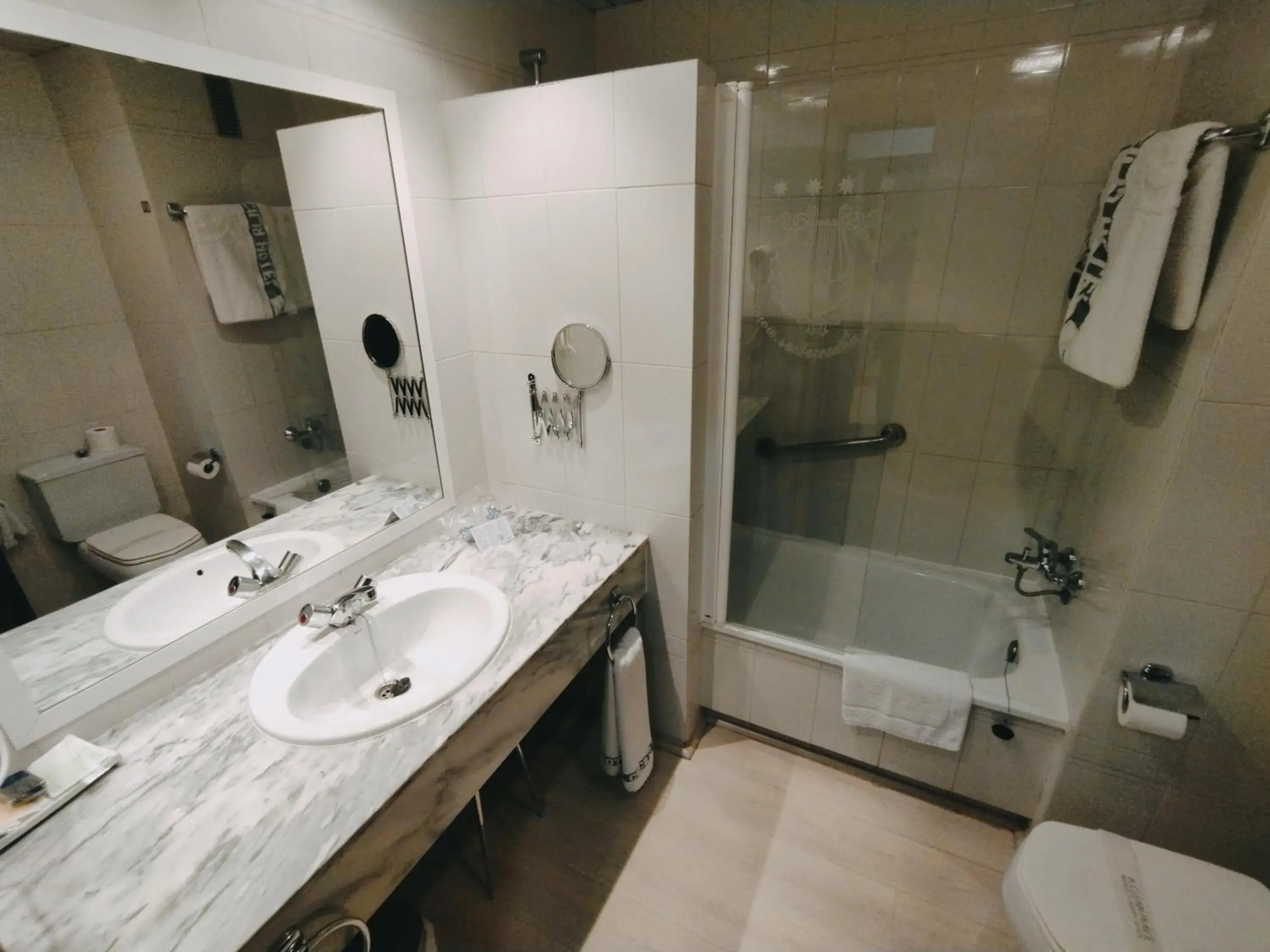 Bathroom in Hotel Santa Cecilia