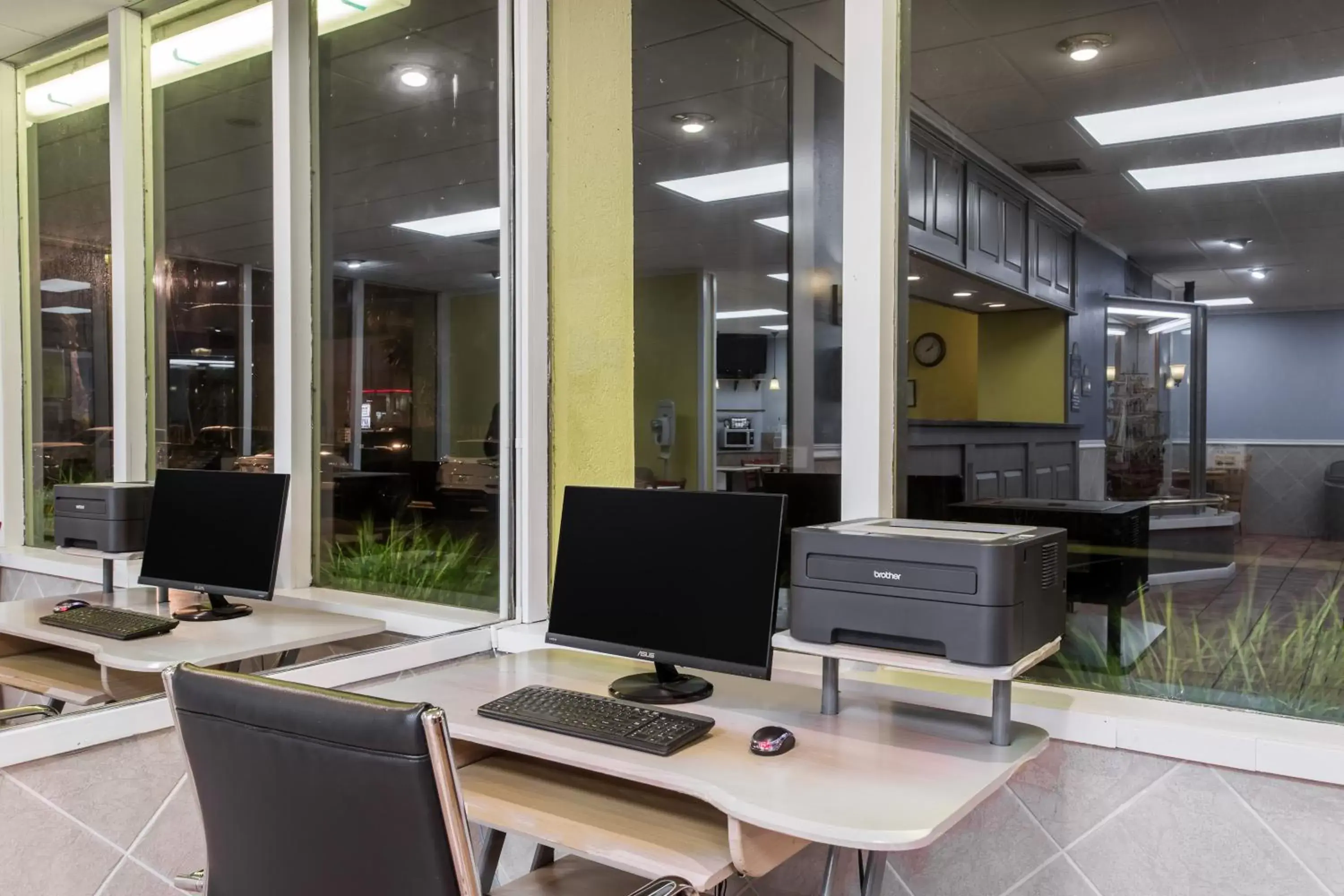 Business facilities in Days Inn by Wyndham Melbourne