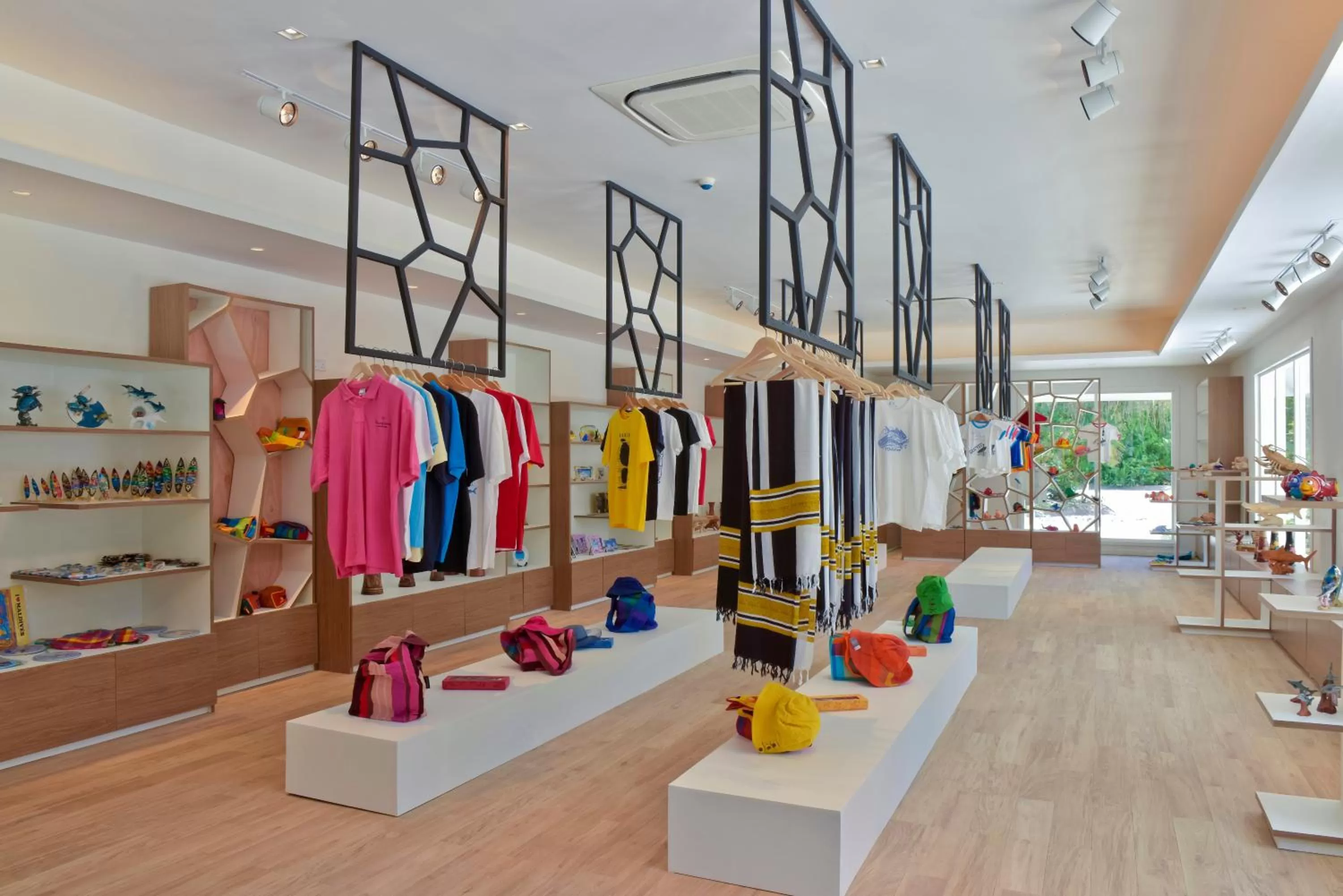 On-site shops in Kandima Maldives