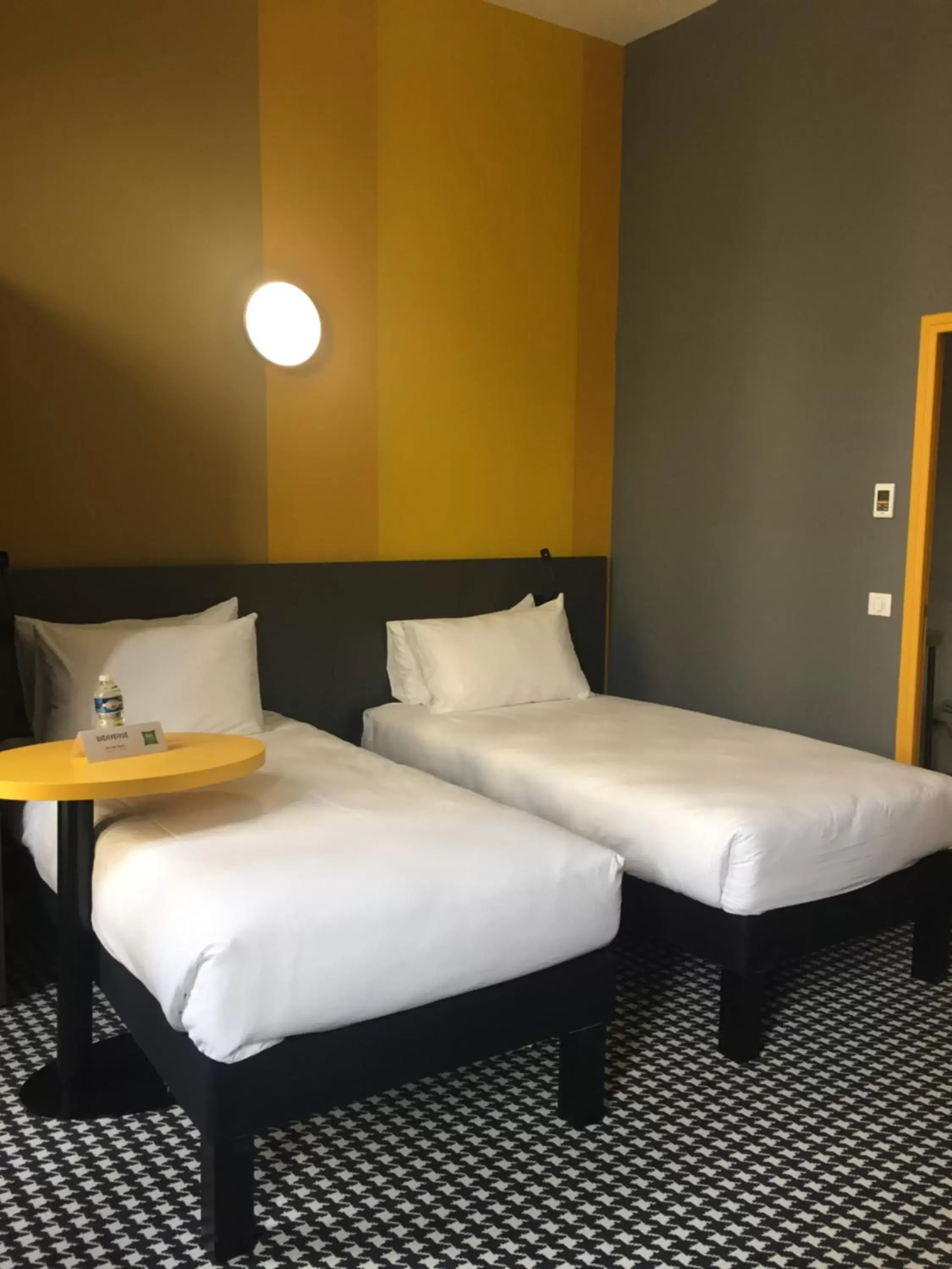 Bed in ibis Styles Marseille Vieux Port