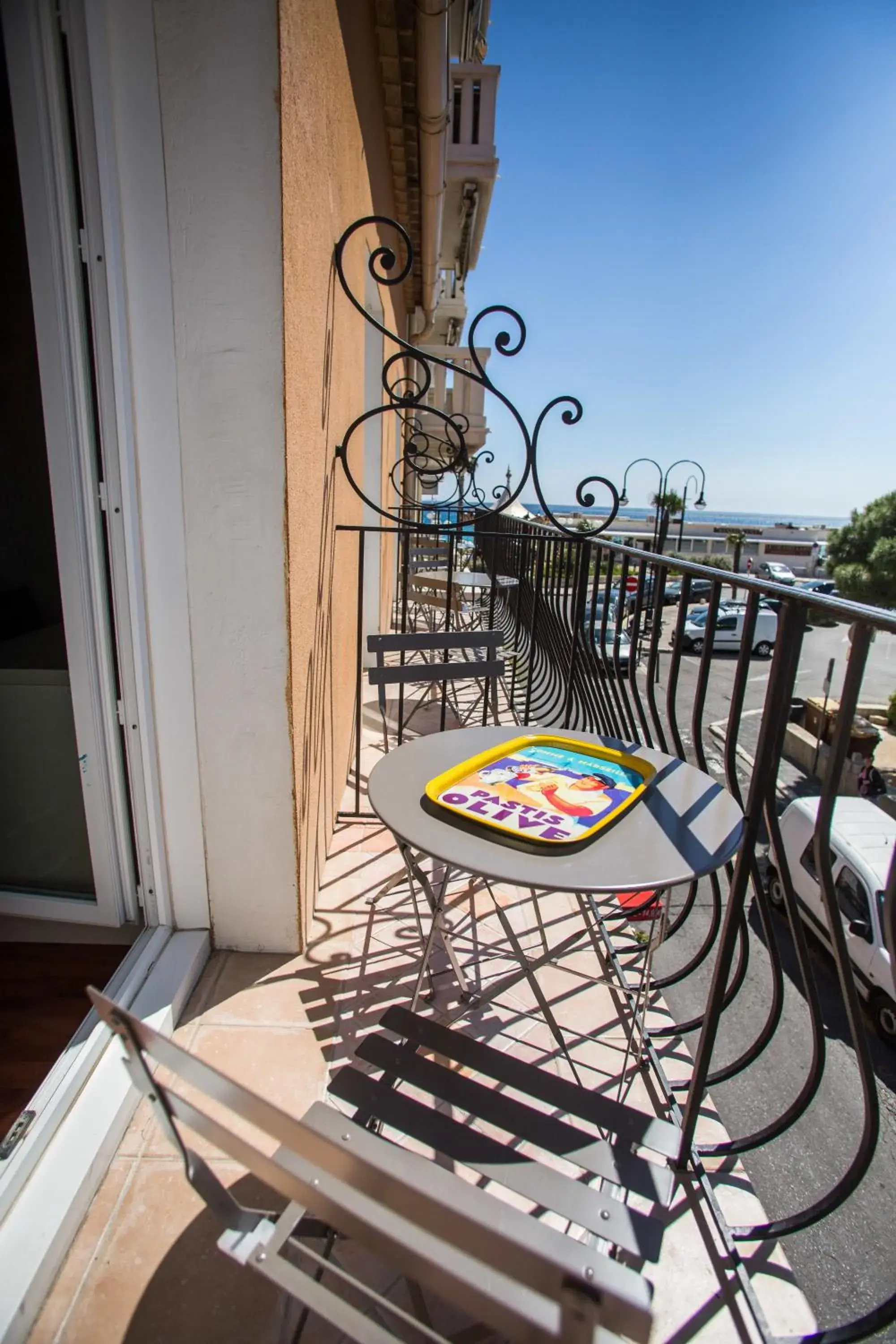 Day, Balcony/Terrace in The Originals Boutique, Hotel Cassitel, Cassis