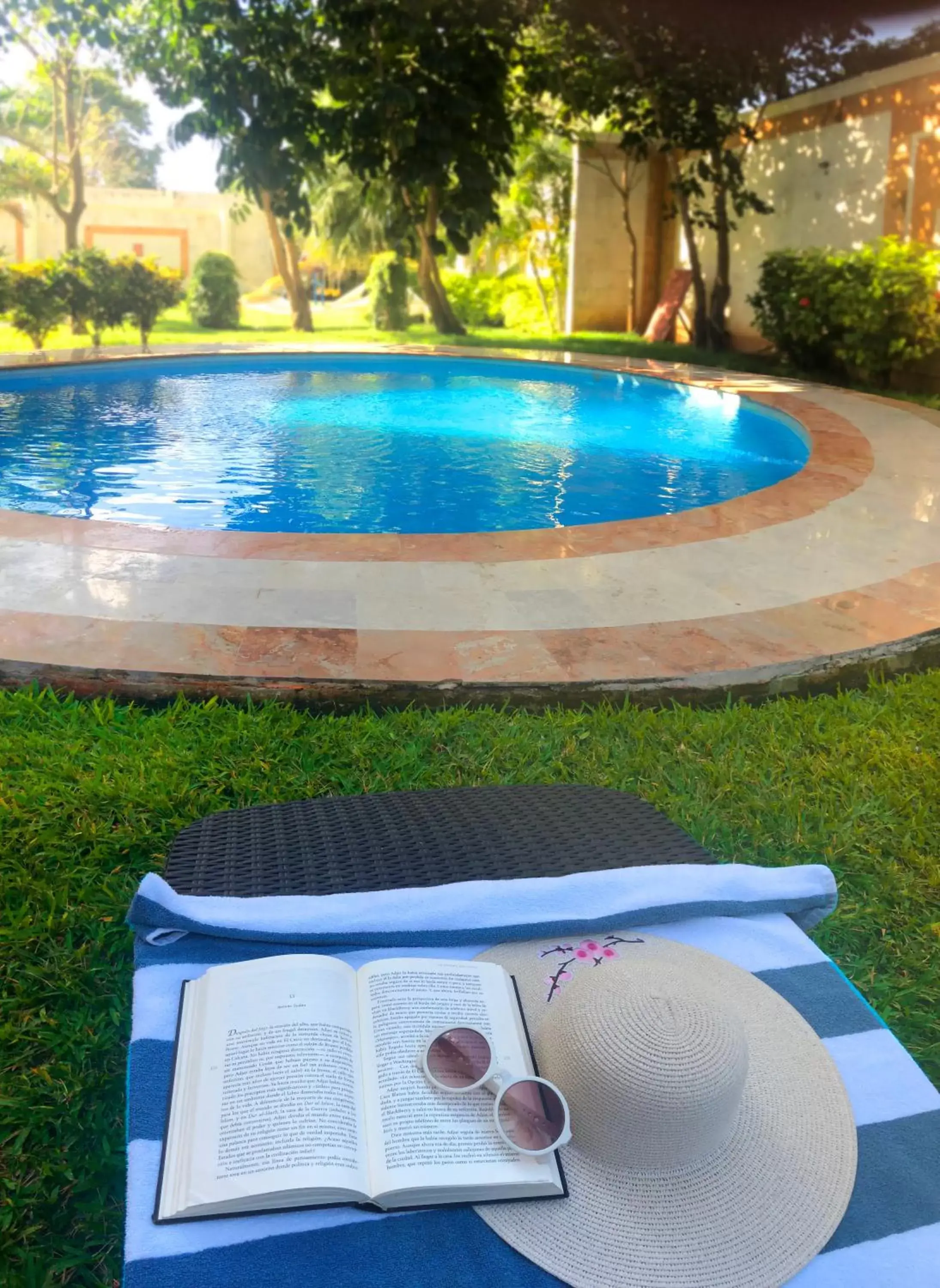 Swimming Pool in Hotel Palacio Maya