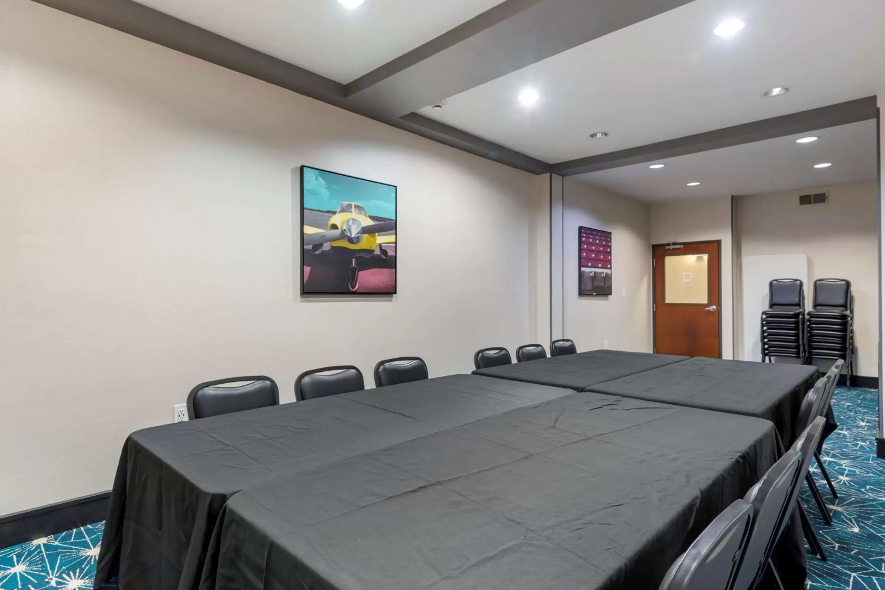 Meeting/conference room in Best Western Plus Arlington North