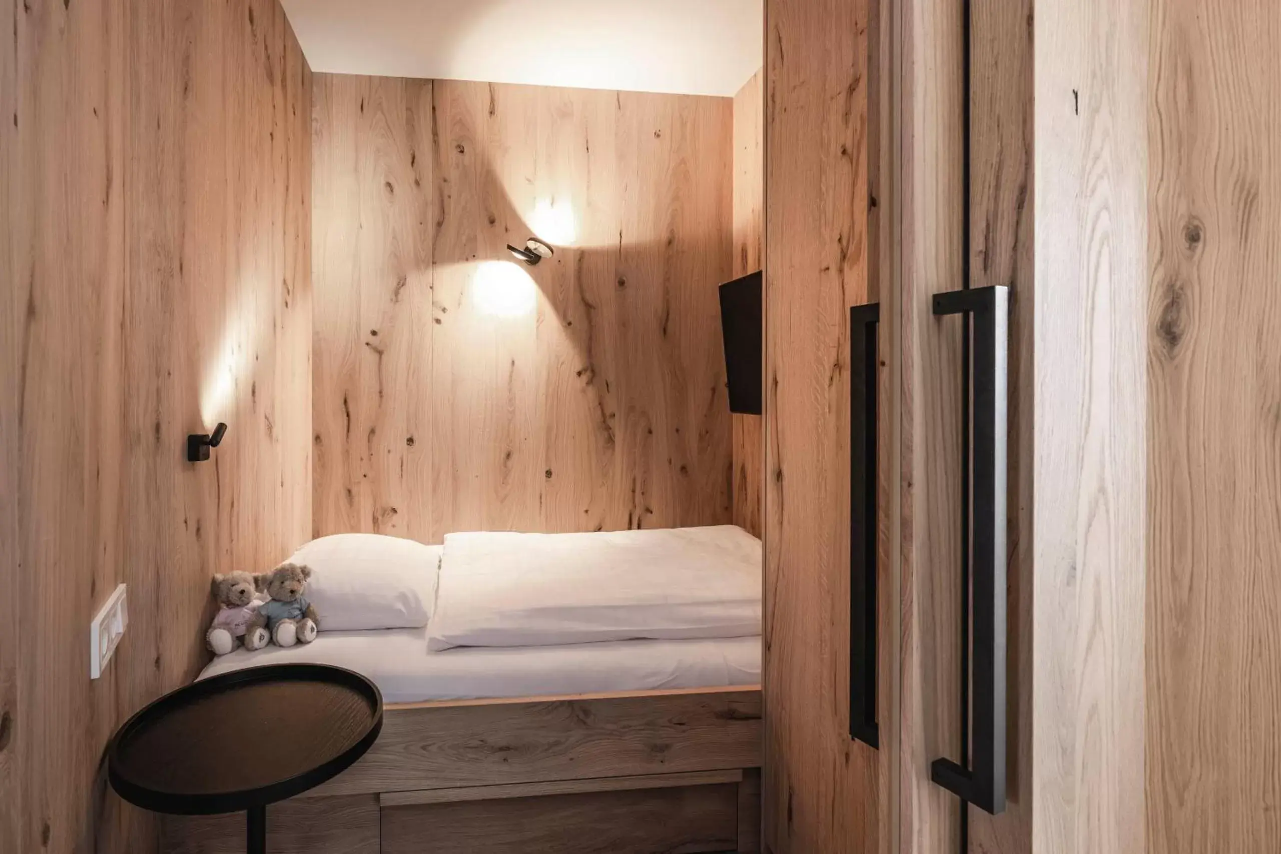 Bedroom, Bed in Hotel Schwefelbad (Schenna Resort)