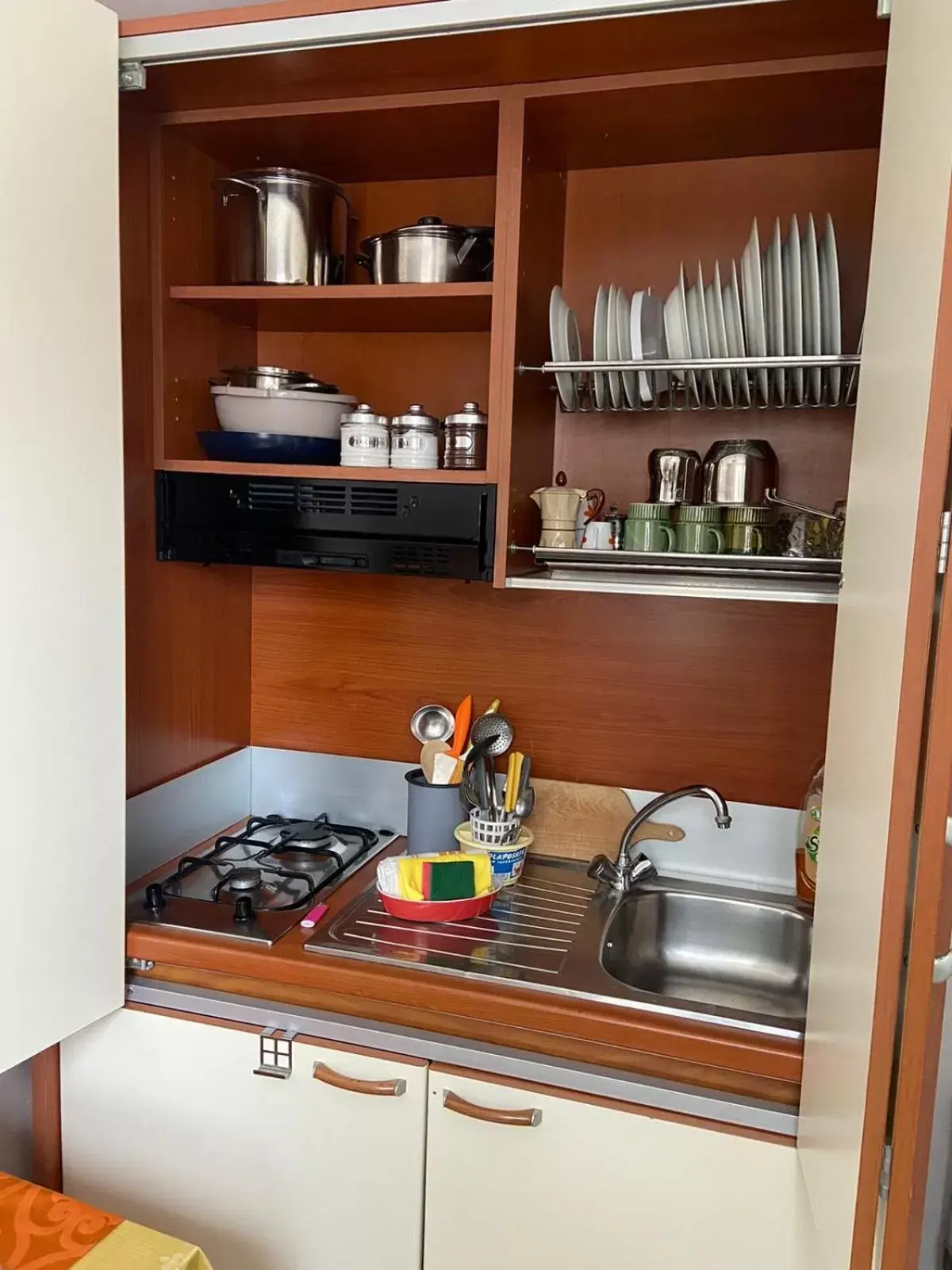 Kitchen/Kitchenette in B&B la Sirenetta