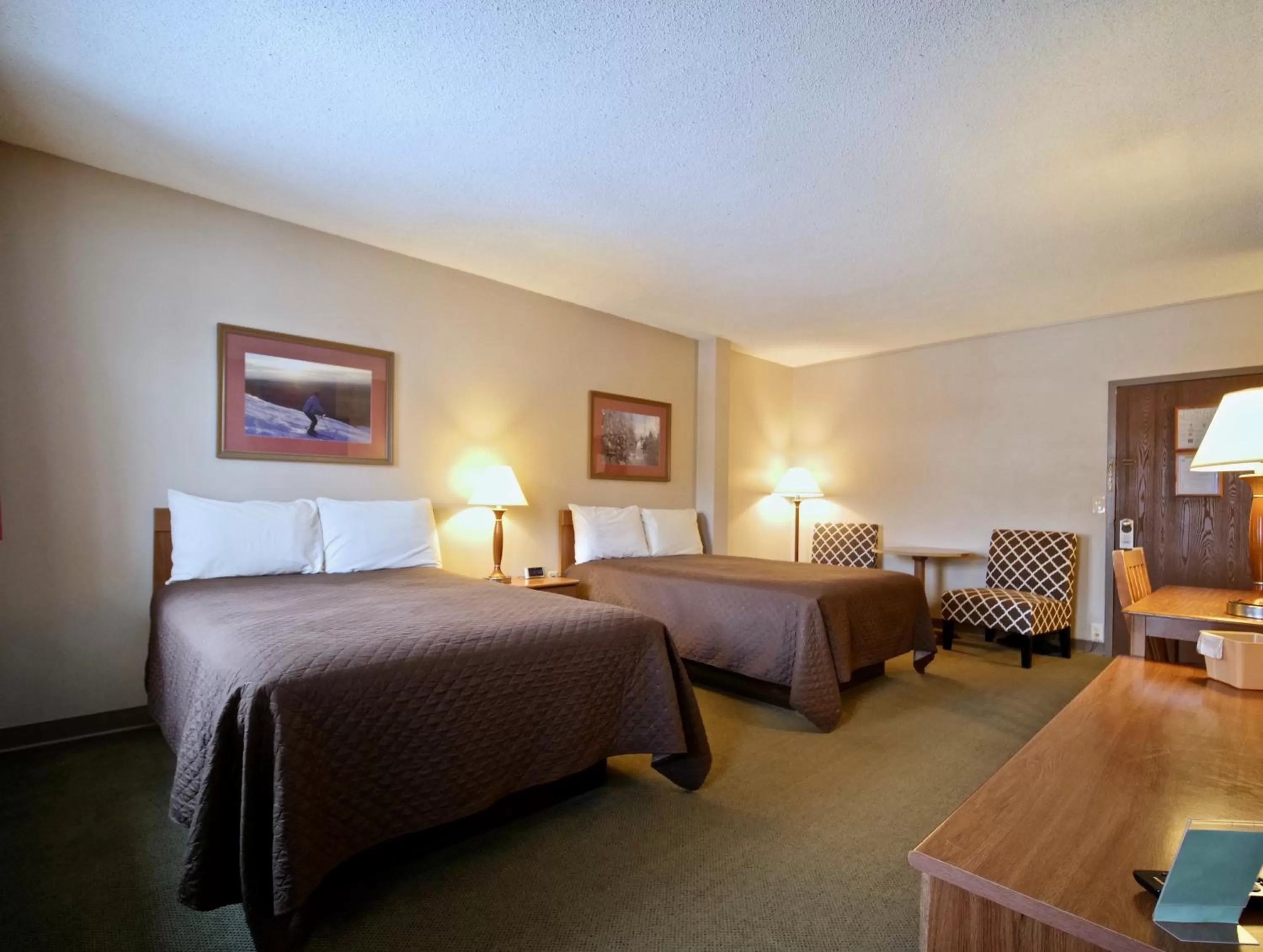 Bed in Caberfae Peaks Ski & Golf Resort