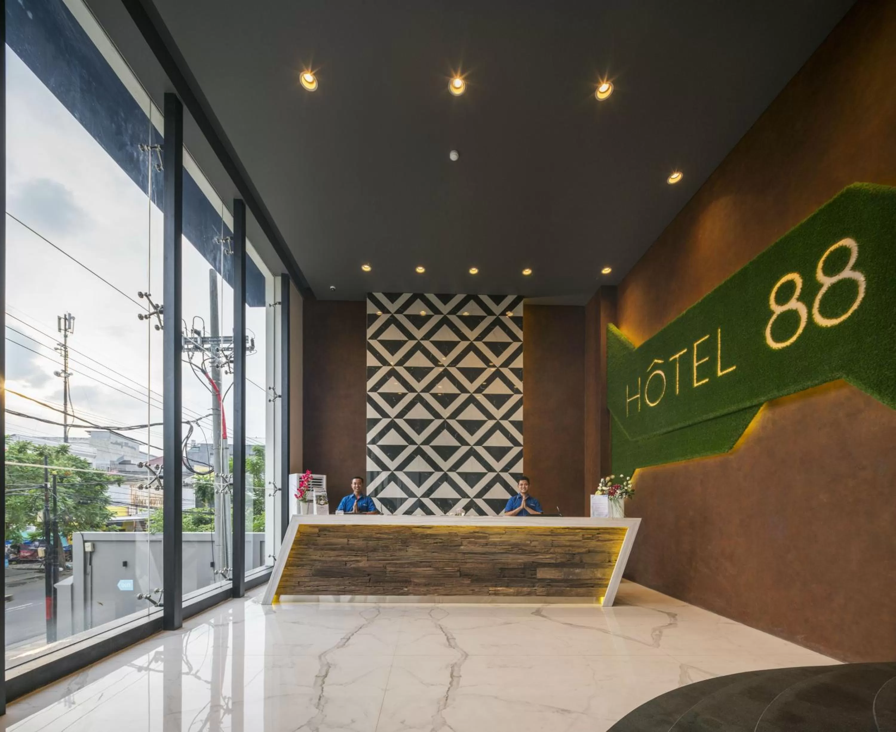 Lobby or reception, Bed in Hotel 88 Kedungsari - Kedungdoro By WH