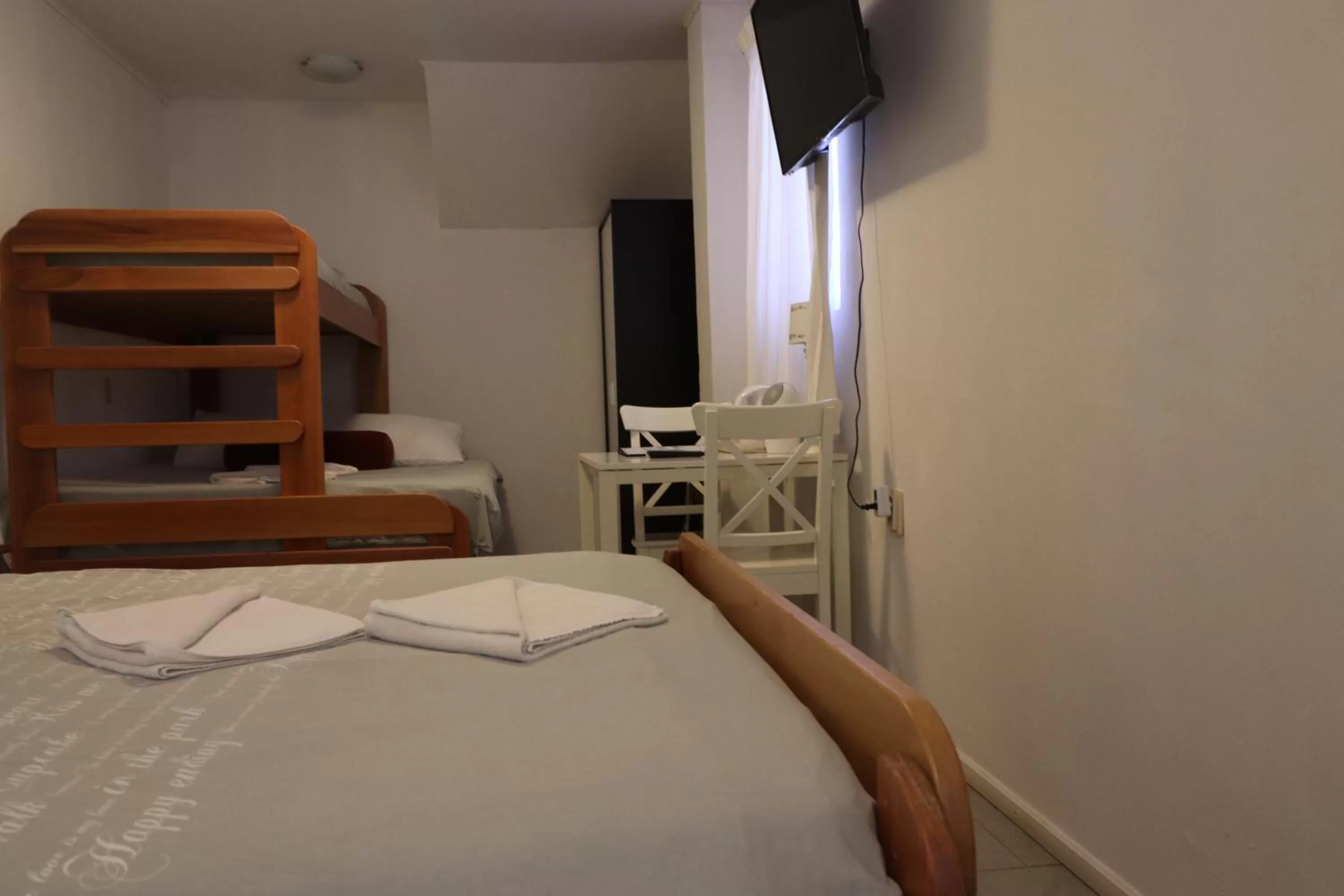 bunk bed, Bed in Holland Lodge Paramaribo