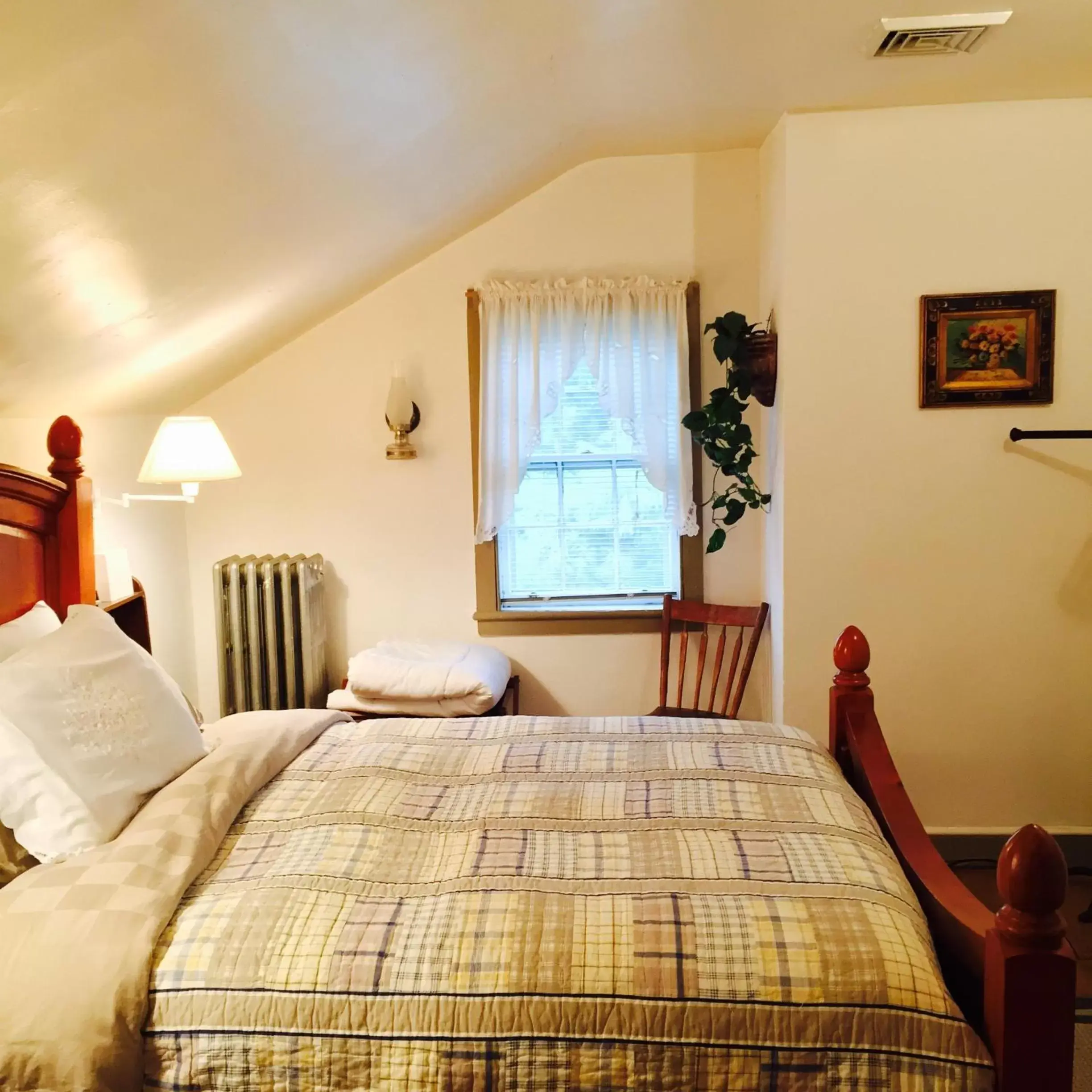 Bedroom, Bed in The Borland House Inn