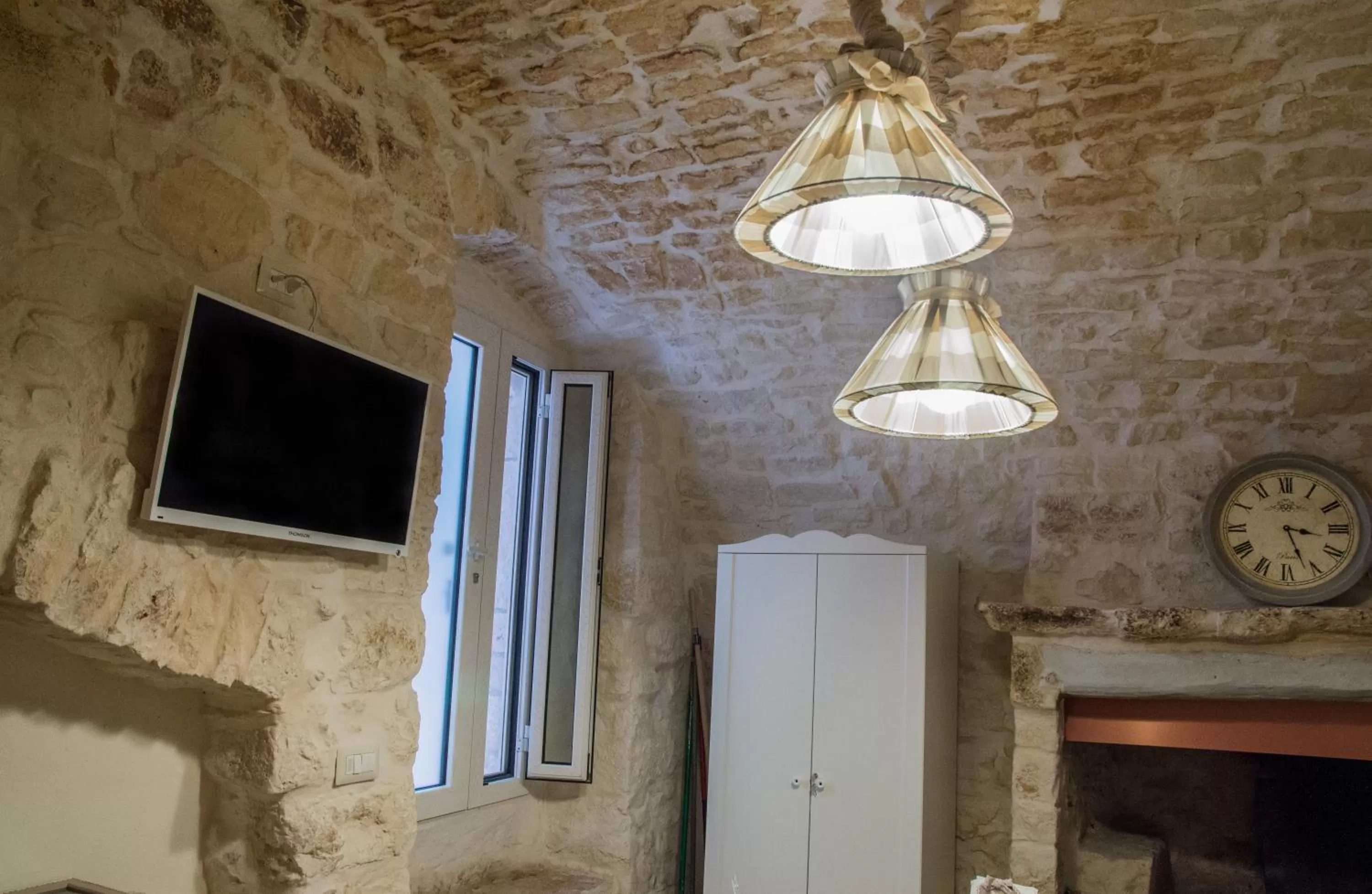 Decorative detail in Albergo Diffuso Dimora Rossi B&B