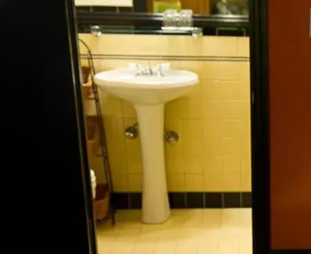 Toilet, Bathroom in Hotel Boheme