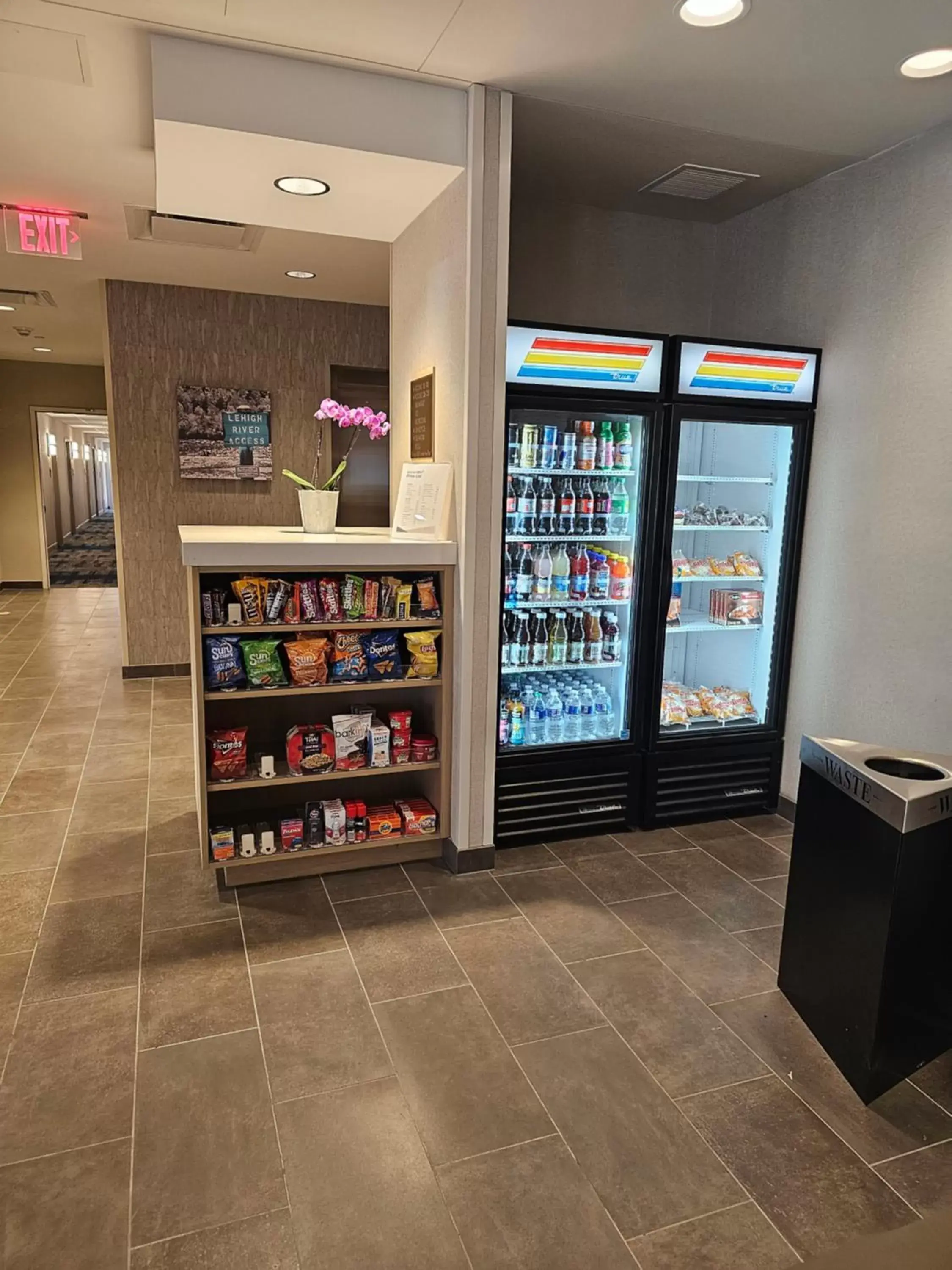 Supermarket/grocery shop, Supermarket/Shops in Home2 Suites By Hilton Allentown Bethlehem Airport