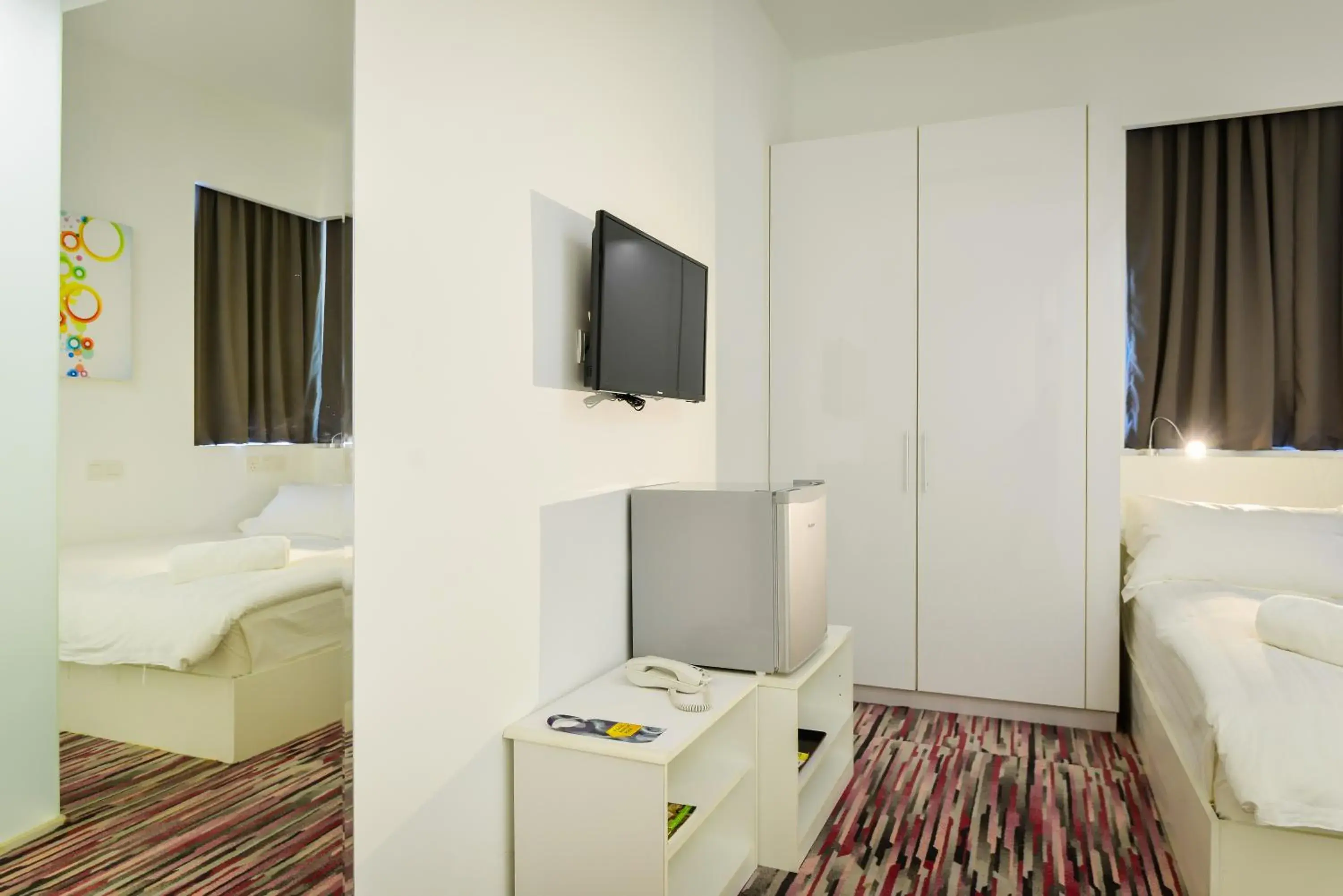 Bed, TV/Entertainment Center in Pegasus Hotel Shah Alam